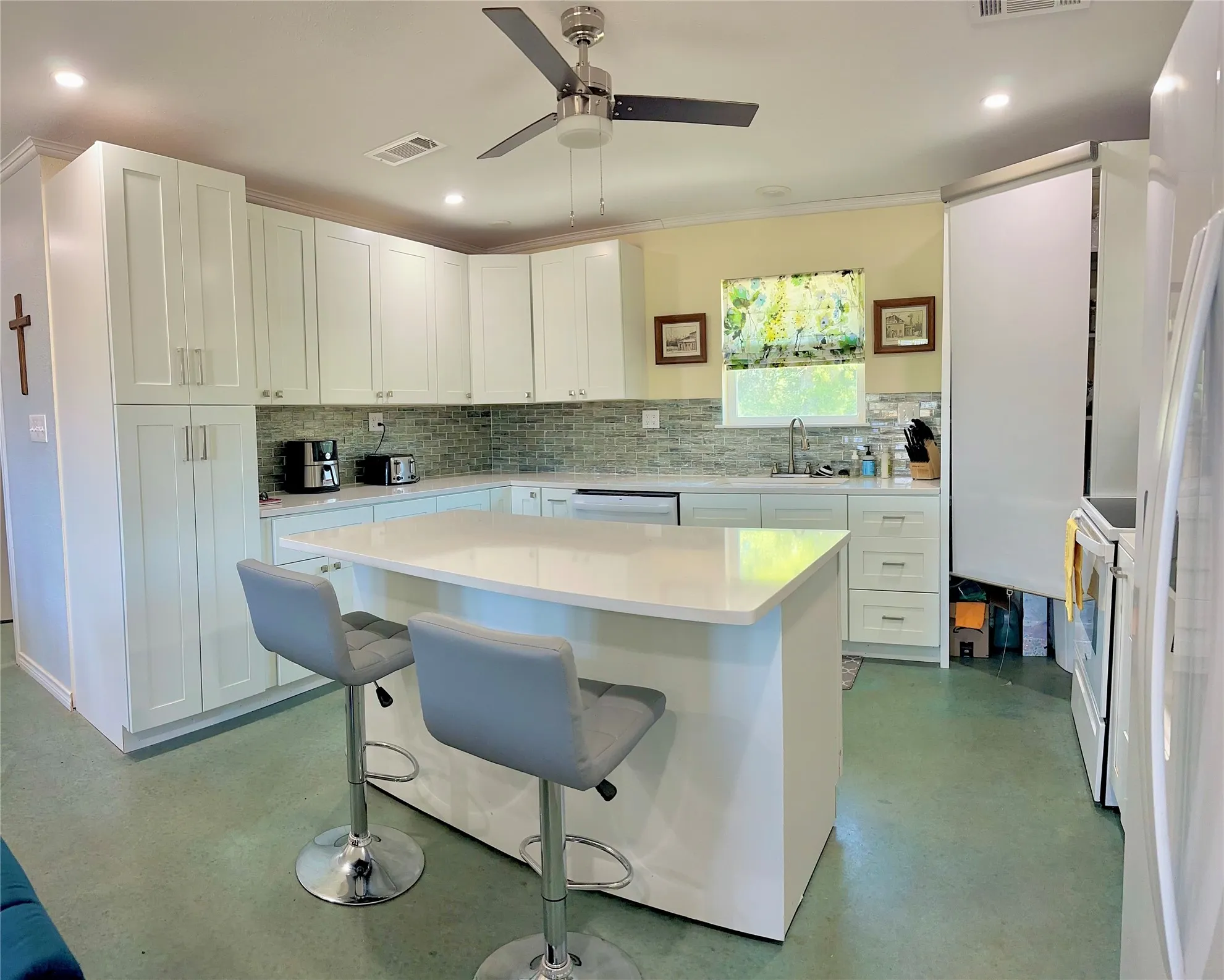 Farm For Sale in Callahan County , 12633 FM 374, Cross Plains, Texas 76443, 2 Bedroom, 2 Bathroom, 2 Garage spaces, 1,344 Sqft, built in 2023, mls#21268343, Real Estate Agent in Cross Plains, Homes For Sale in Callahan county, Homes For Sale in Cross Plains, Realtor in Cross Plains Texas, Real Estate Brokerage Independent Realty Texas, Luminita Cordes Realtor