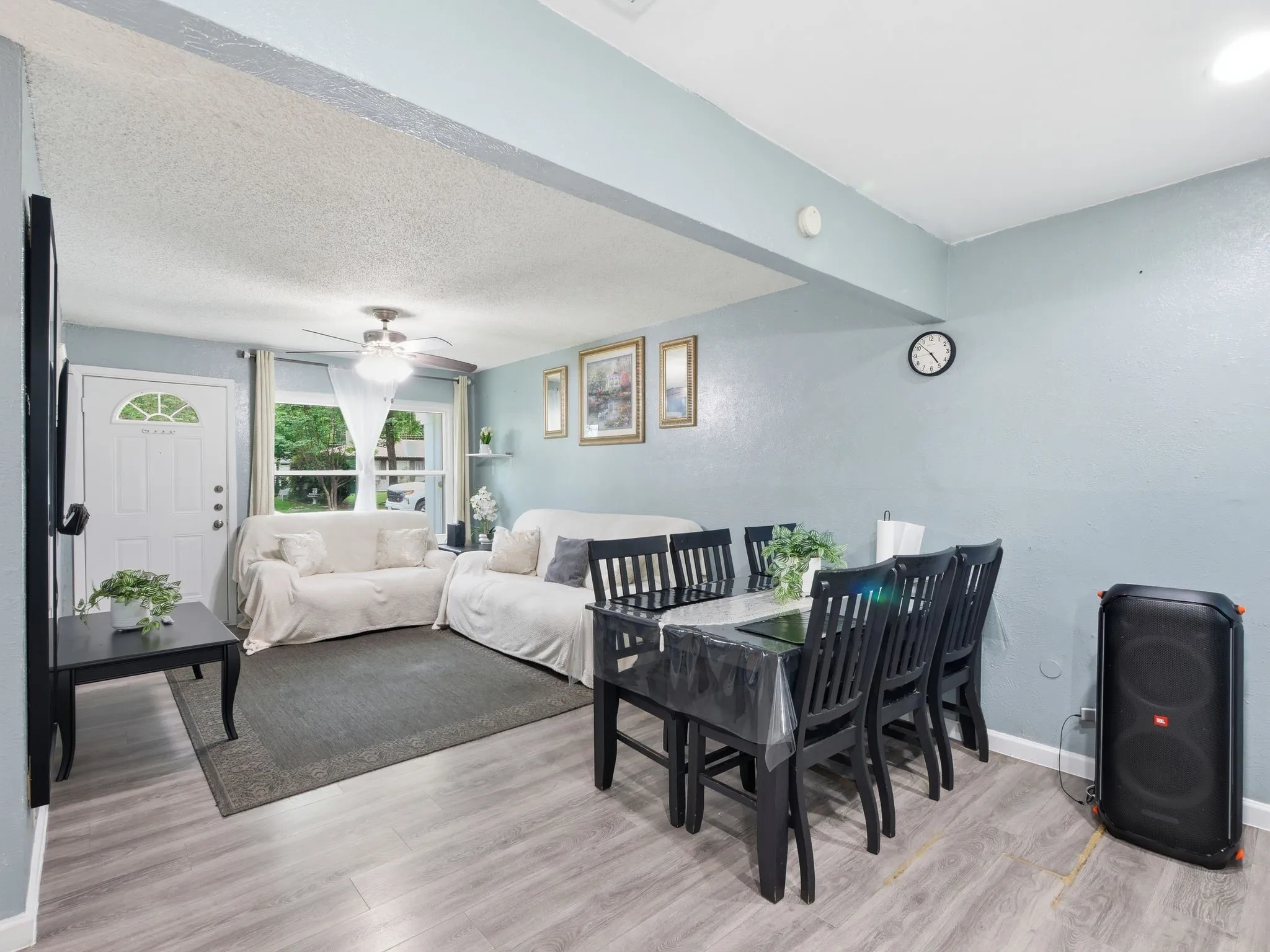 Single Family Residence For Sale in Dallas County , 2219 Loyce Drive, Mesquite, Texas 75149, 3 Bedrooms, 1 Bathroom, 1 Garage spaces, 910 Sqft, built in 1959, Price $238,000, mls#21268352, Real Estate Agent in Mesquite, Homes For Sale in Dallas county, Homes For Sale in Mesquite, Realtor in Mesquite Texas, Real Estate Brokerage Independent Realty Texas, Luminita Cordes Realtor