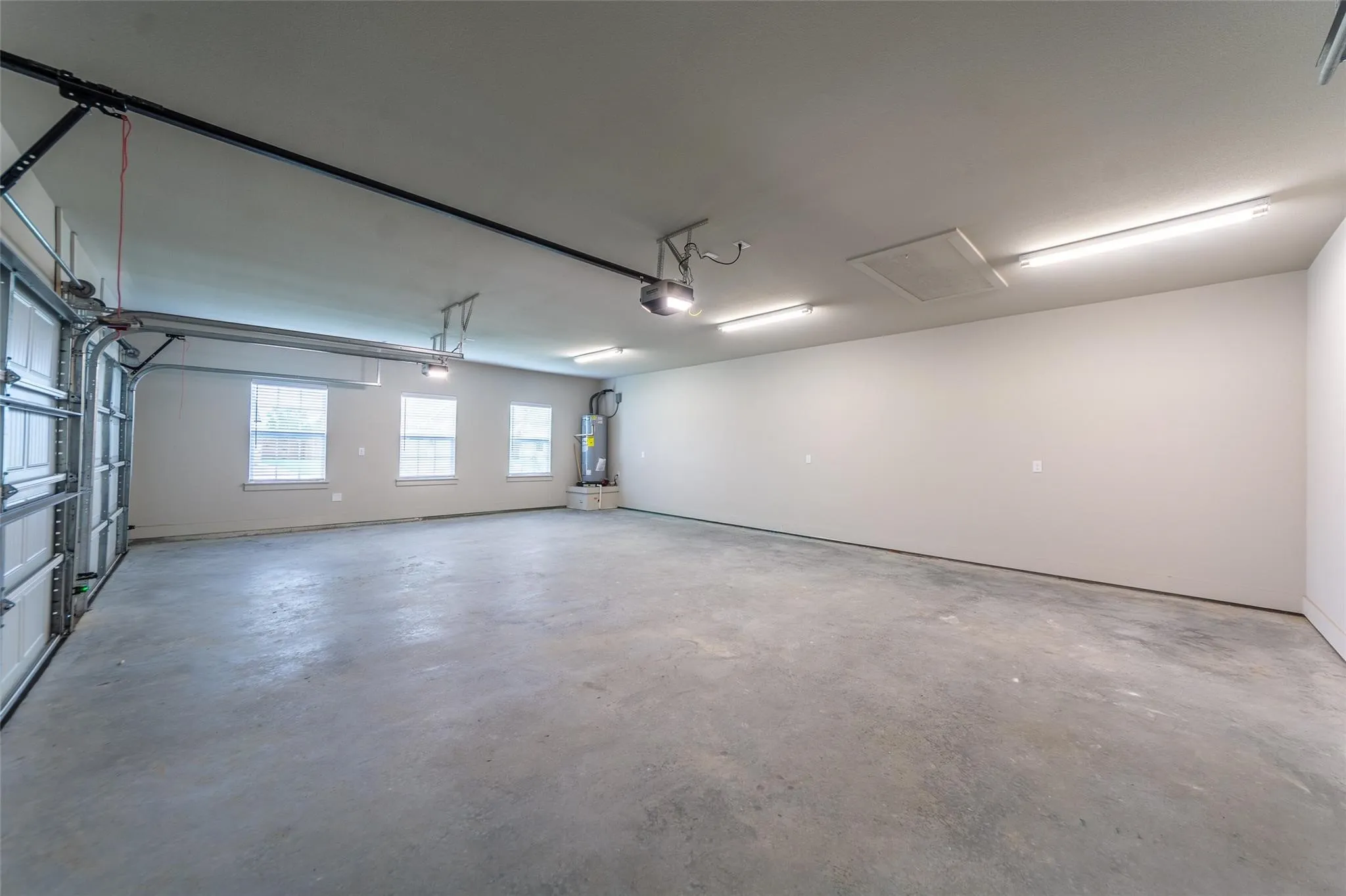 Single Family Residence For Rent in Hunt County , 505 Ellis Place Drive, Greenville, Texas 75402, 4 Bedrooms, 3 Bathrooms, 3 Garage spaces, 2,701 Sqft, built in 2022, Price $3,195, mls#21268338, Real Estate Agent in Greenville, Homes For Rent in Hunt county, Homes For Rent in Greenville, Realtor in Greenville Texas, Real Estate Brokerage Independent Realty Texas, Luminita Cordes Realtor