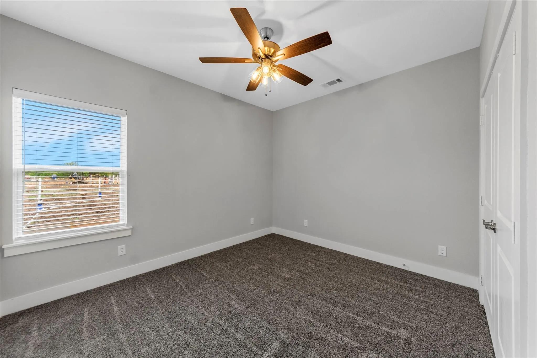 Single Family Residence For Rent in Hunt County , 505 Ellis Place Drive, Greenville, Texas 75402, 4 Bedrooms, 3 Bathrooms, 3 Garage spaces, 2,701 Sqft, built in 2022, Price $3,195, mls#21268338, Real Estate Agent in Greenville, Homes For Rent in Hunt county, Homes For Rent in Greenville, Realtor in Greenville Texas, Real Estate Brokerage Independent Realty Texas, Luminita Cordes Realtor