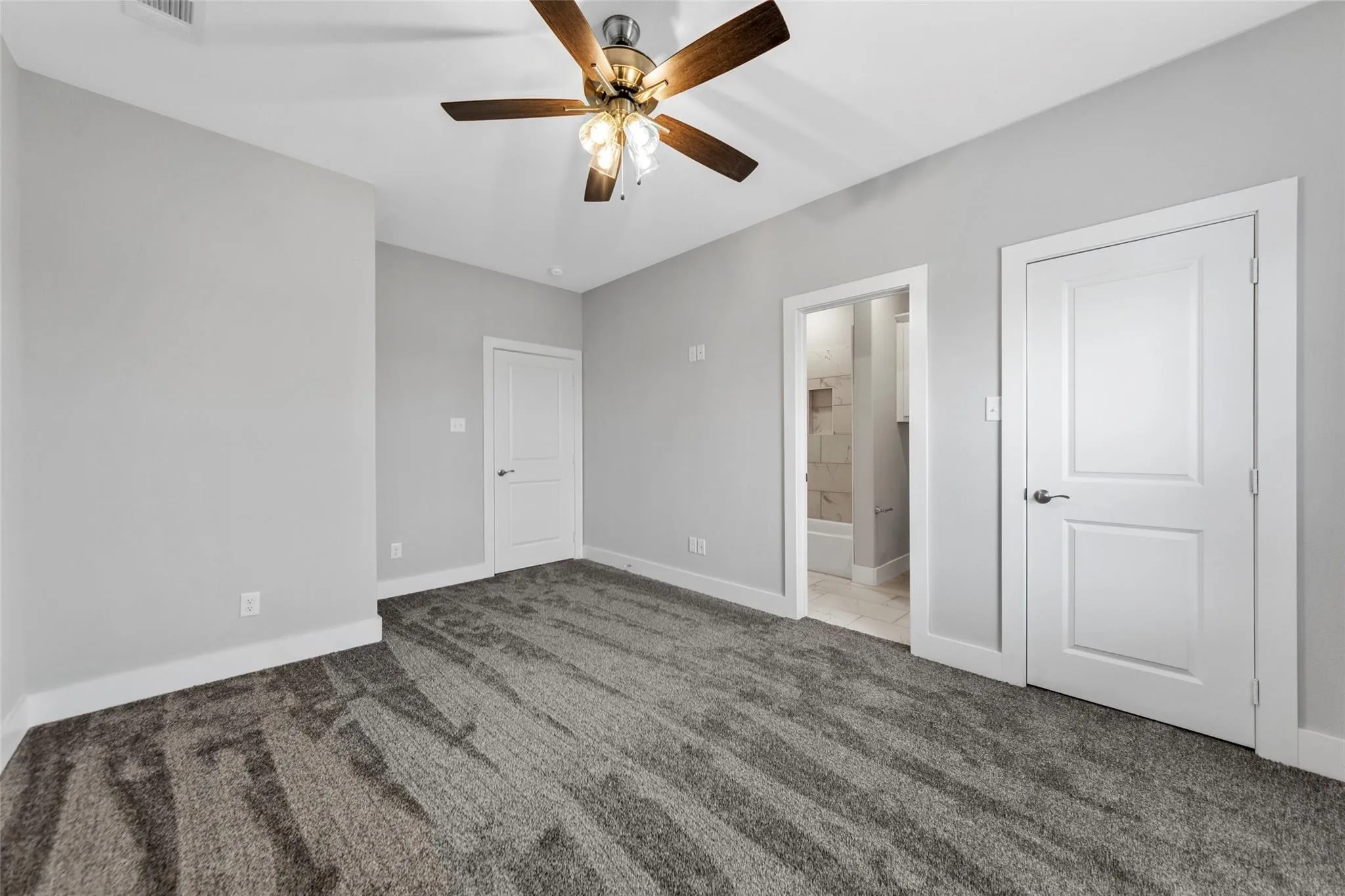 Single Family Residence For Rent in Hunt County , 505 Ellis Place Drive, Greenville, Texas 75402, 4 Bedrooms, 3 Bathrooms, 3 Garage spaces, 2,701 Sqft, built in 2022, Price $3,195, mls#21268338, Real Estate Agent in Greenville, Homes For Rent in Hunt county, Homes For Rent in Greenville, Realtor in Greenville Texas, Real Estate Brokerage Independent Realty Texas, Luminita Cordes Realtor