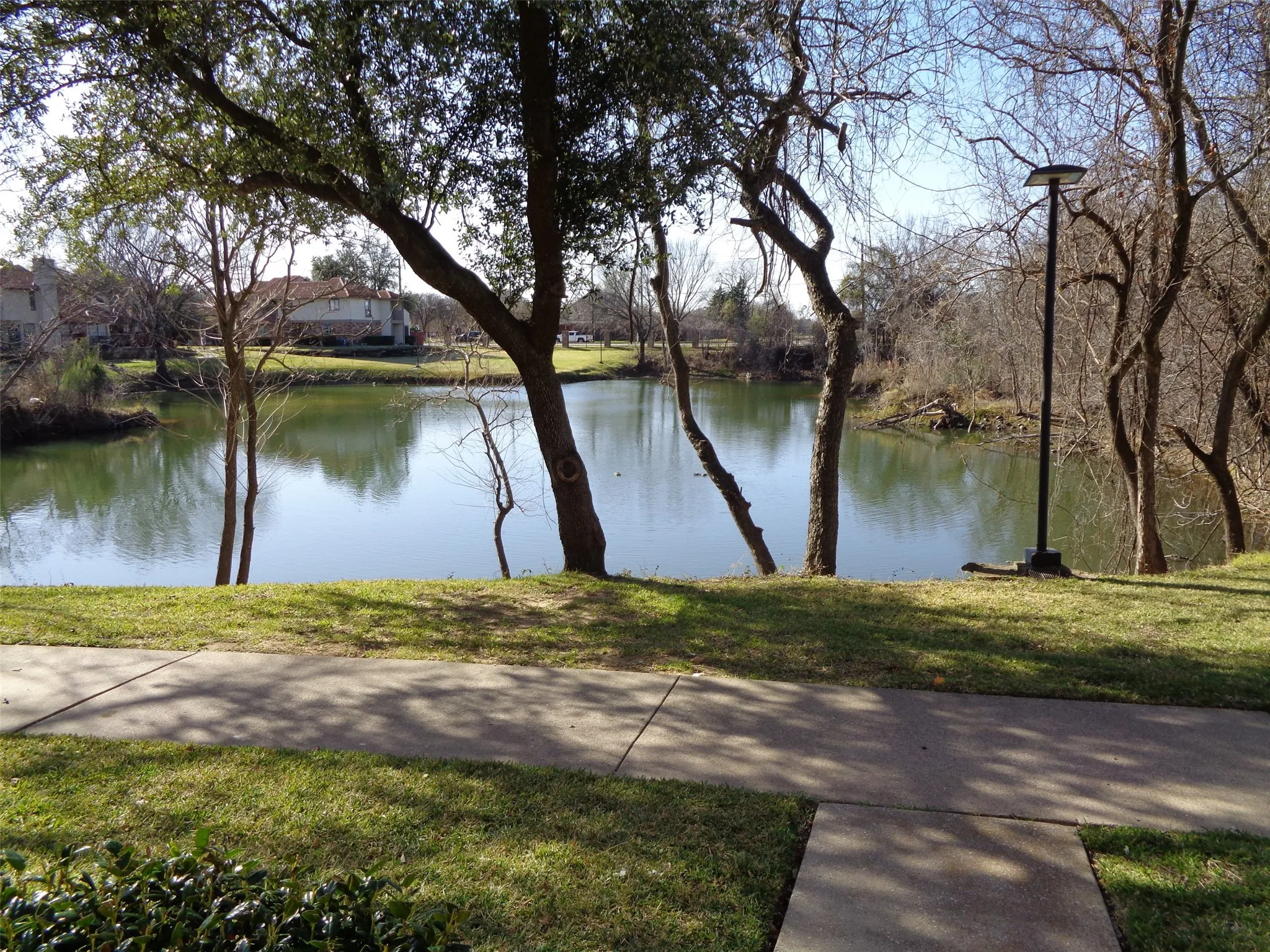Condominium For Rent in Dallas County , 934 Turtle Cove 156, Irving, Texas 75060, 2 Bedroom, 2 Bathroom, Garage spaces, 1,006 Sqft, built in 1982, mls#21265774, Real Estate Agent in Irving, Homes For Rent in Dallas county, Homes For Rent in Irving, Realtor in Irving Texas, Real Estate Brokerage Independent Realty Texas, Luminita Cordes Realtor