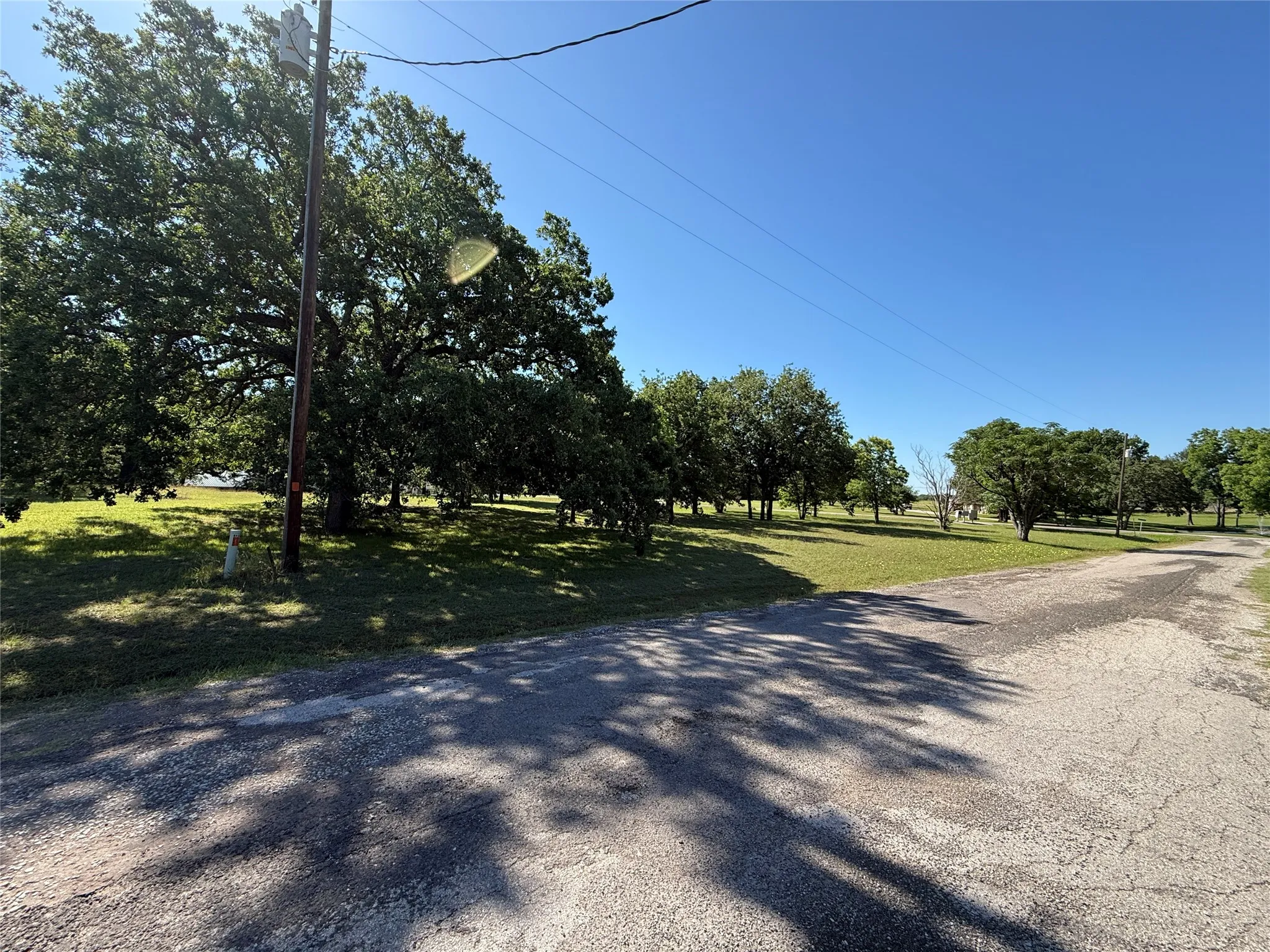 Unimproved Land For Sale in Navarro County , Lot 1 SE County Road 3186, Corsicana, Texas 75109, 0, 0, Garage spaces, 0 Sqft, built in 0, Price $49,900, mls#21267509, Real Estate Agent in Corsicana, Homes For Sale in Navarro county, Homes For Sale in Corsicana, Realtor in Corsicana Texas, Real Estate Brokerage Independent Realty Texas, Luminita Cordes Realtor