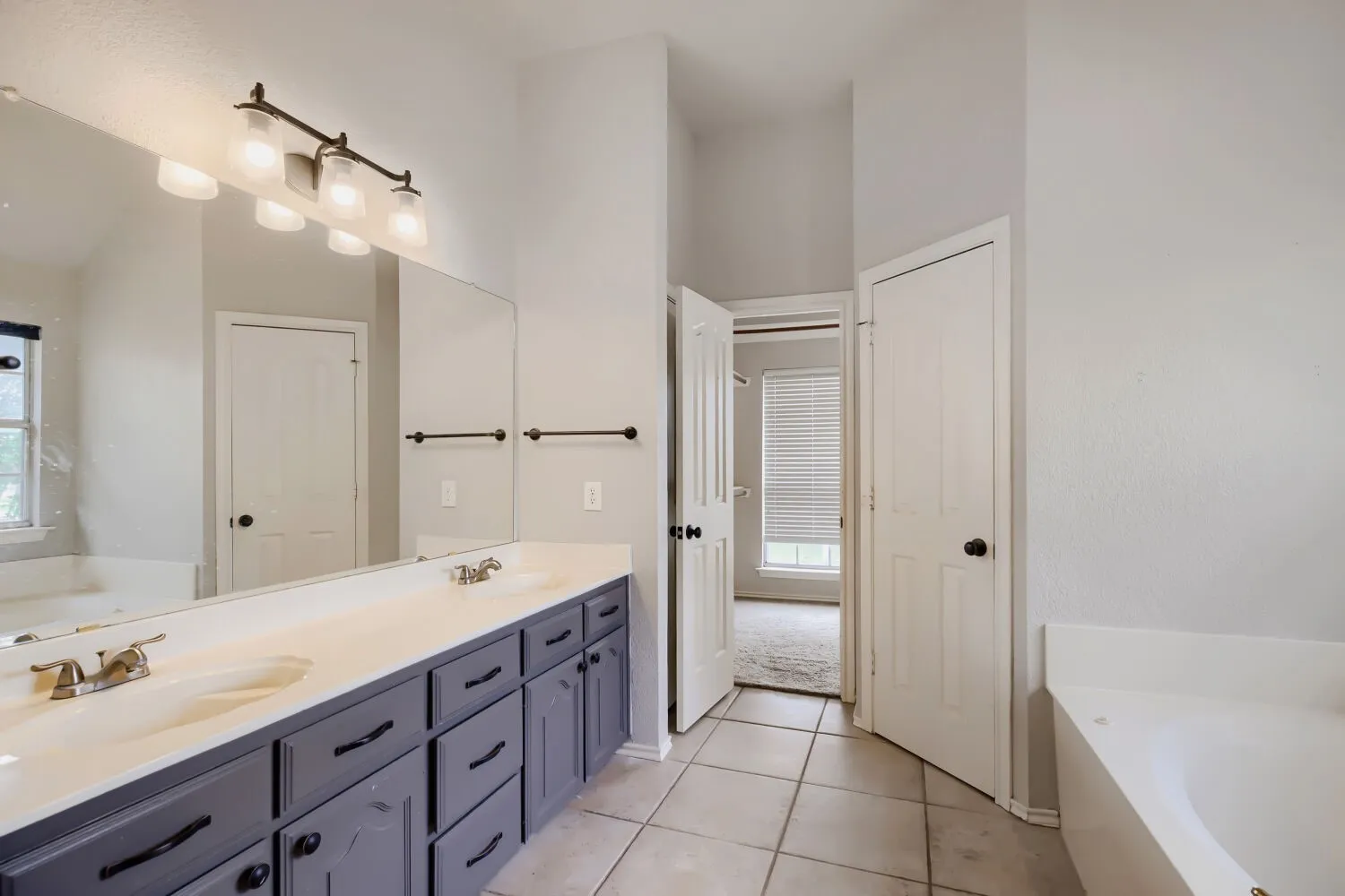 Single Family Residence For Sale in Tarrant County , 5216 Birch Grove Lane, Fort Worth, Texas 76137, 4 Bedrooms, 3 Bathrooms, 2 Garage spaces, 2,532 Sqft, built in 1997, Price $398,000, mls#21267207, Real Estate Agent in Fort Worth, Homes For Sale in Tarrant county, Homes For Sale in Fort Worth, Realtor in Fort Worth Texas, Real Estate Brokerage Independent Realty Texas, Luminita Cordes Realtor