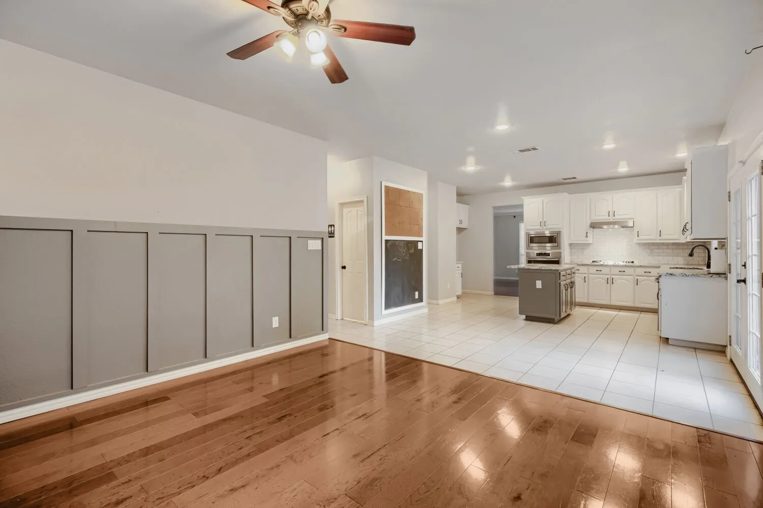 Single Family Residence For Sale in Tarrant County , 5216 Birch Grove Lane, Fort Worth, Texas 76137, 4 Bedrooms, 3 Bathrooms, 2 Garage spaces, 2,532 Sqft, built in 1997, Price $398,000, mls#21267207, Real Estate Agent in Fort Worth, Homes For Sale in Tarrant county, Homes For Sale in Fort Worth, Realtor in Fort Worth Texas, Real Estate Brokerage Independent Realty Texas, Luminita Cordes Realtor