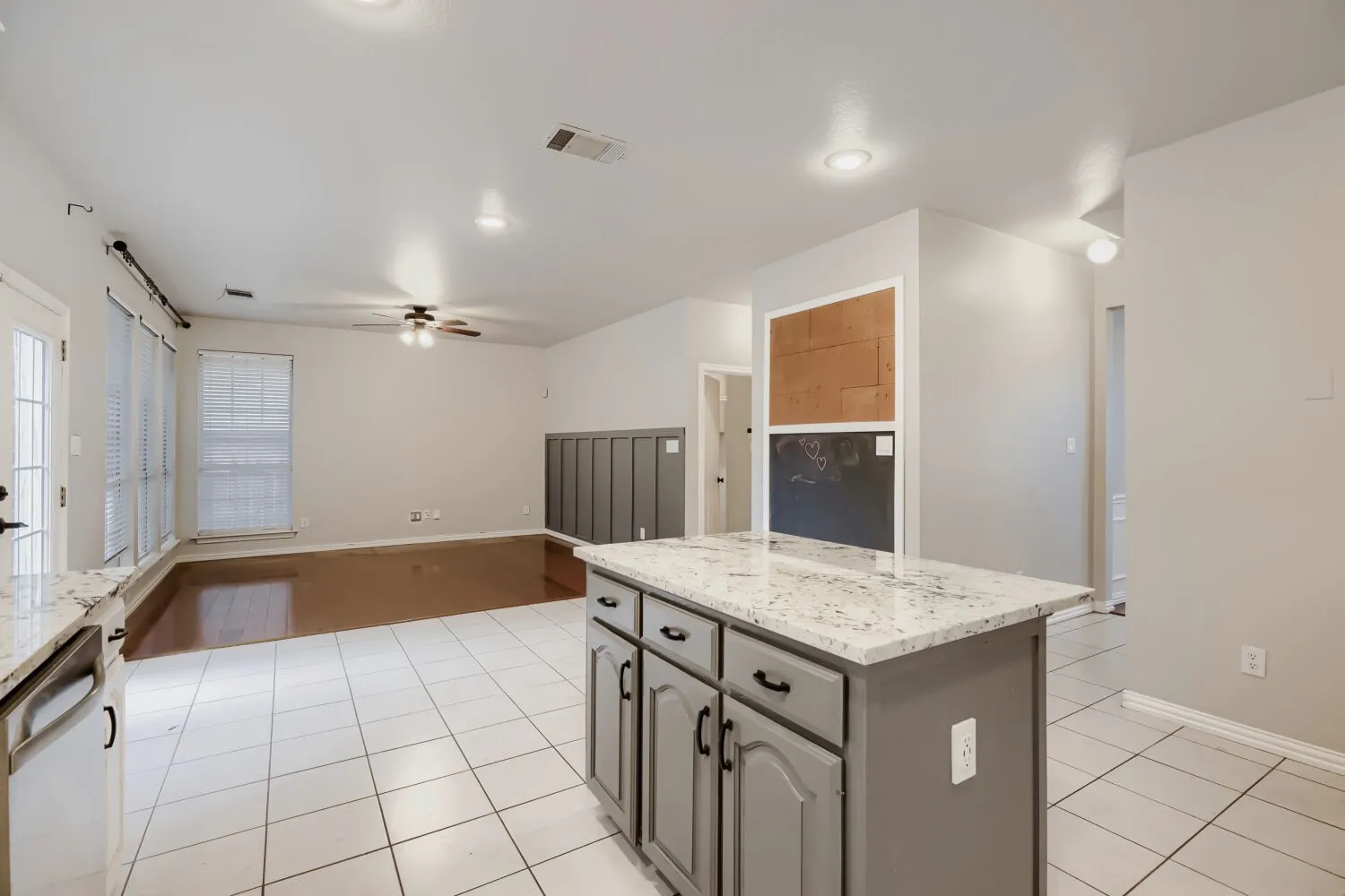 Single Family Residence For Sale in Tarrant County , 5216 Birch Grove Lane, Fort Worth, Texas 76137, 4 Bedrooms, 3 Bathrooms, 2 Garage spaces, 2,532 Sqft, built in 1997, Price $398,000, mls#21267207, Real Estate Agent in Fort Worth, Homes For Sale in Tarrant county, Homes For Sale in Fort Worth, Realtor in Fort Worth Texas, Real Estate Brokerage Independent Realty Texas, Luminita Cordes Realtor