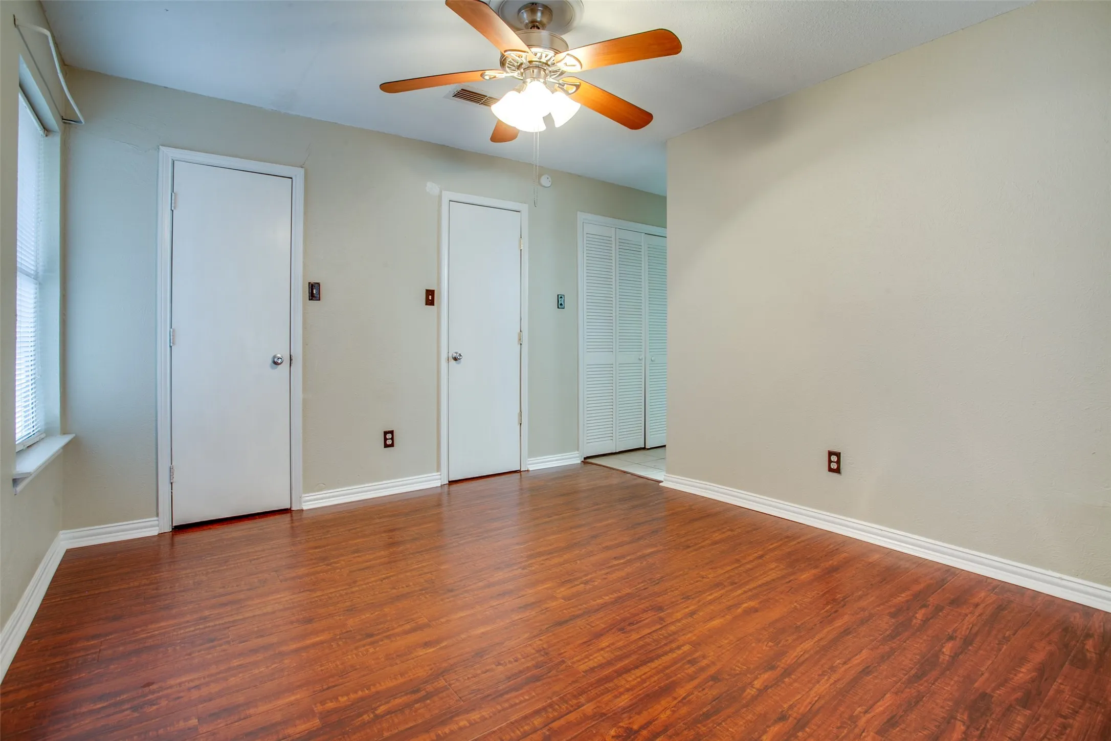 Single Family Residence For Rent in Collin County , 101 Teakwood Drive, Princeton, Texas 75407, 4 Bedroom, 2 Bathroom, Garage spaces, 1,812 Sqft, built in 1976, mls#21268417, Real Estate Agent in Princeton, Homes For Rent in Collin county, Homes For Rent in Princeton, Realtor in Princeton Texas, Real Estate Brokerage Independent Realty Texas, Luminita Cordes Realtor