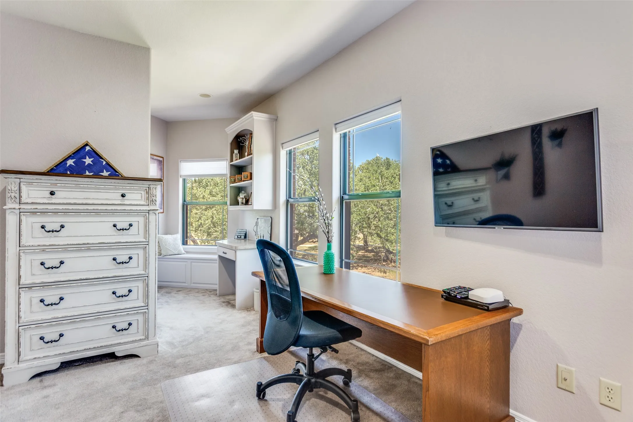 Single Family Residence For Sale in Wise County , 221 Hart Court, Runaway Bay, Texas 76426, 3 Bedroom, 6 Bathroom, 3 Garage spaces, 4,097 Sqft, built in 2006, mls#21268426, Real Estate Agent in Runaway Bay, Homes For Sale in Wise county, Homes For Sale in Runaway Bay, Realtor in Runaway Bay Texas, Real Estate Brokerage Independent Realty Texas, Luminita Cordes Realtor