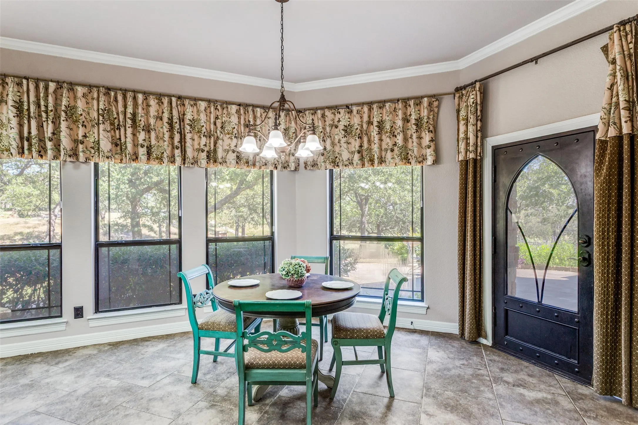 Single Family Residence For Sale in Wise County , 221 Hart Court, Runaway Bay, Texas 76426, 3 Bedroom, 6 Bathroom, 3 Garage spaces, 4,097 Sqft, built in 2006, mls#21268426, Real Estate Agent in Runaway Bay, Homes For Sale in Wise county, Homes For Sale in Runaway Bay, Realtor in Runaway Bay Texas, Real Estate Brokerage Independent Realty Texas, Luminita Cordes Realtor