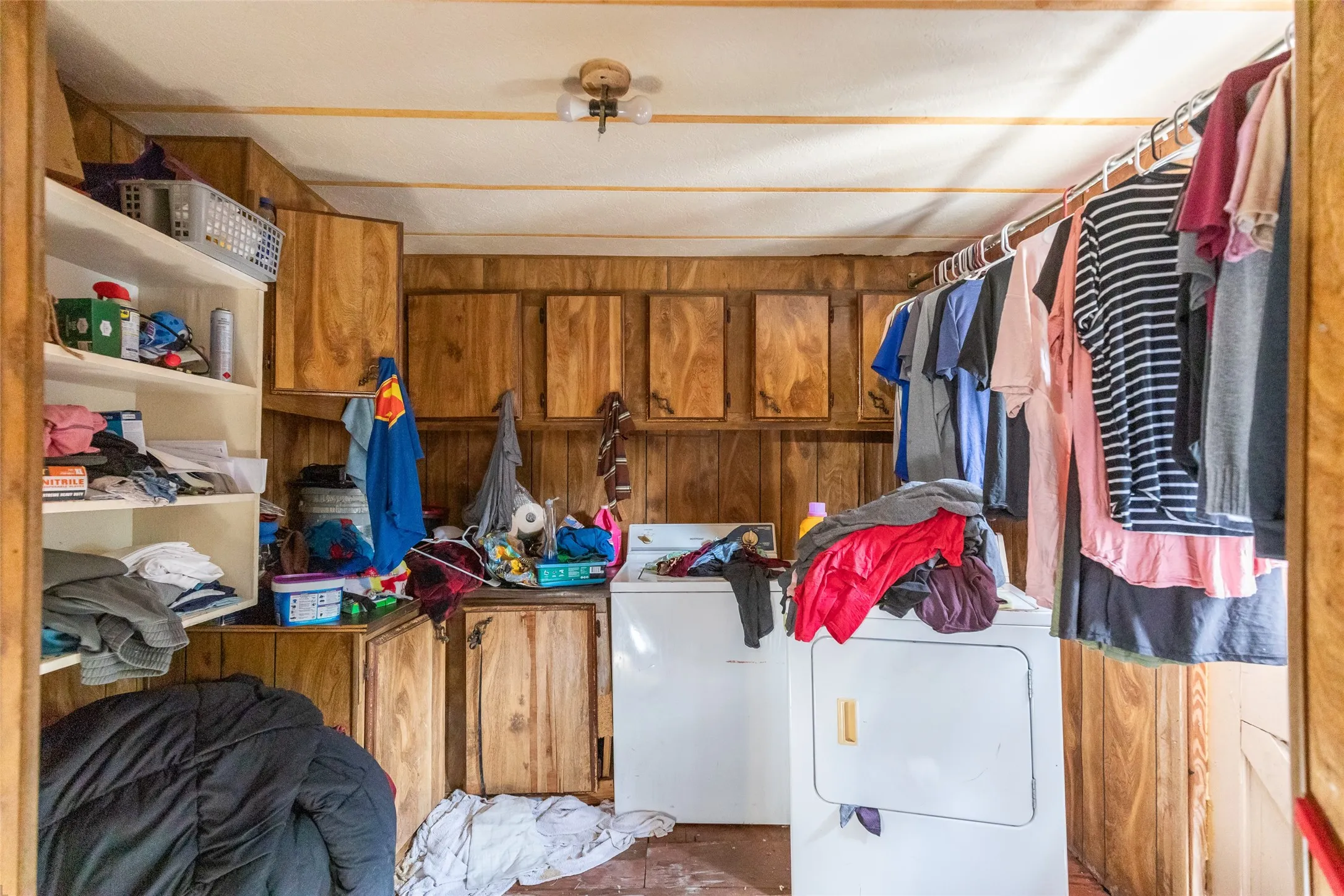 Mobile Home For Sale in Callahan County , 509 Rusk Street, Clyde, Texas 79510, 3 Bedroom, 2 Bathroom, Garage spaces, 2,016 Sqft, built in 1981, Price $49,900, mls#21266730, Real Estate Agent in Clyde, Homes For Sale in Callahan county, Homes For Sale in Clyde, Realtor in Clyde Texas, Real Estate Brokerage Independent Realty Texas, Luminita Cordes Realtor