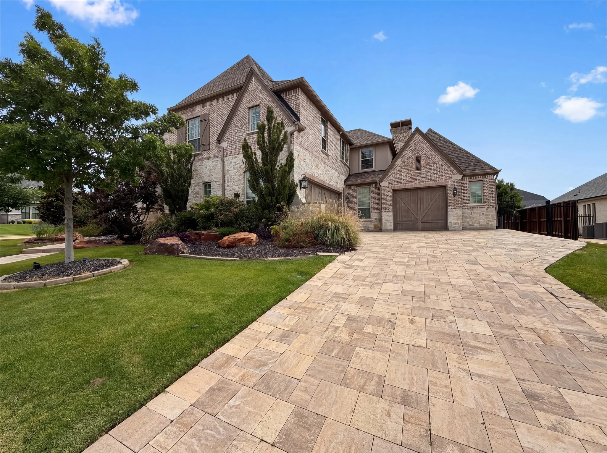 Single Family Residence For Sale in Collin County , 820 Hawk Wood Lane, Prosper, Texas 75078, 5 Bedroom, 8 Bathroom, 3 Garage spaces, 5,091 Sqft, built in 2020, mls#21268468, Real Estate Agent in Prosper, Homes For Sale in Collin county, Homes For Sale in Prosper, Realtor in Prosper Texas, Real Estate Brokerage Independent Realty Texas, Luminita Cordes Realtor
