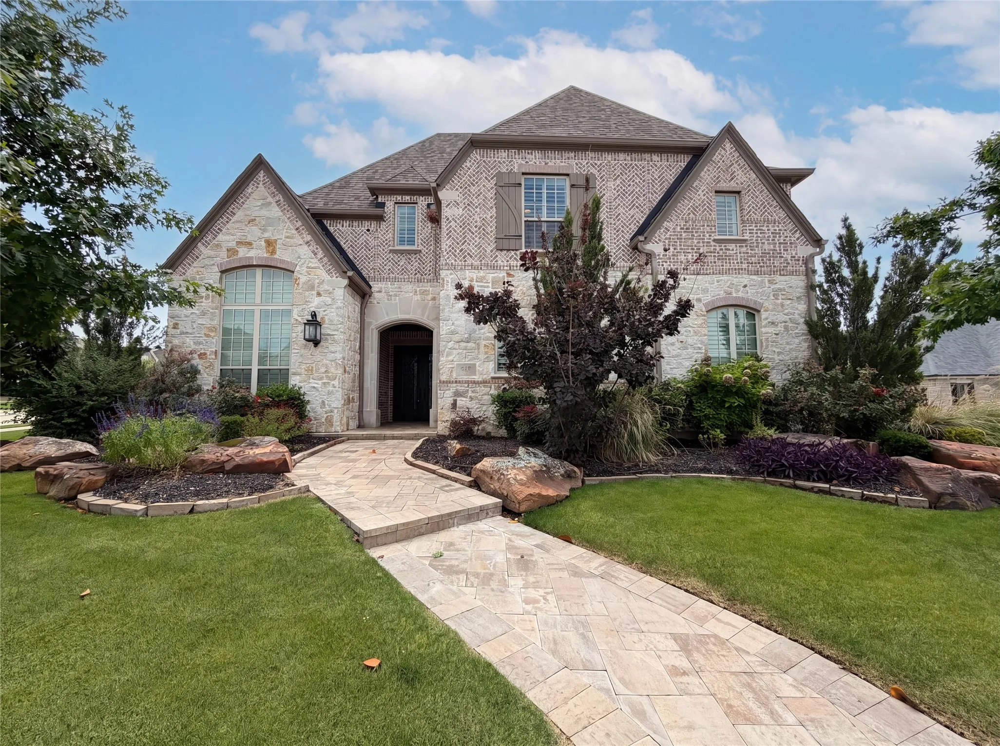 Single Family Residence For Sale in Collin County , 820 Hawk Wood Lane, Prosper, Texas 75078, 5 Bedroom, 8 Bathroom, 3 Garage spaces, 5,091 Sqft, built in 2020, mls#21268468, Real Estate Agent in Prosper, Homes For Sale in Collin county, Homes For Sale in Prosper, Realtor in Prosper Texas, Real Estate Brokerage Independent Realty Texas, Luminita Cordes Realtor