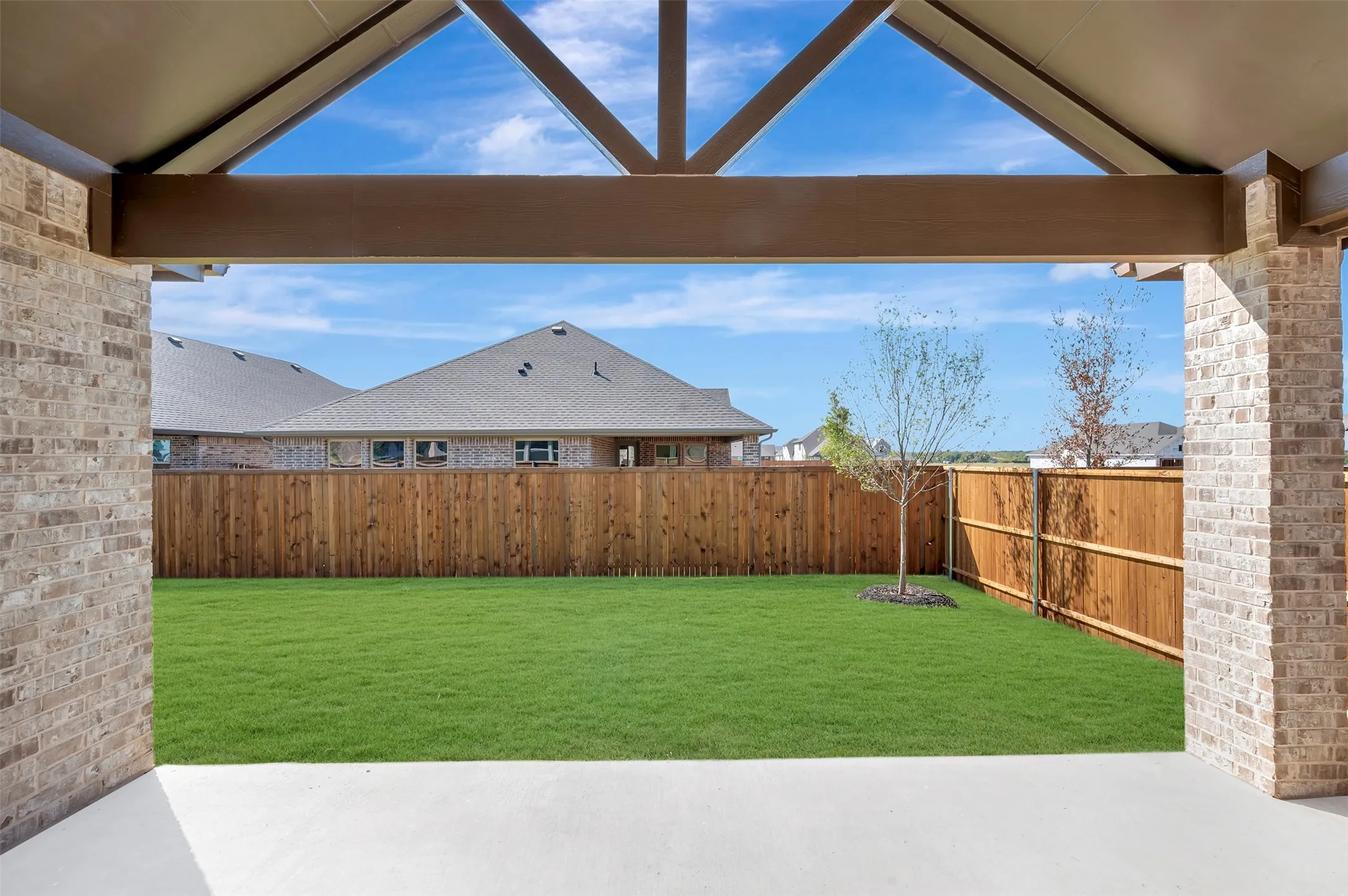 Single Family Residence For Sale in Denton County , 1007 Candlewyck Drive, Justin, Texas 76247, 3 Bedroom, 2 Bathroom, 2 Garage spaces, 2,003 Sqft, built in 2026, mls#21268494, Real Estate Agent in Justin, Homes For Sale in Denton county, Homes For Sale in Justin, Realtor in Justin Texas, Real Estate Brokerage Independent Realty Texas, Luminita Cordes Realtor