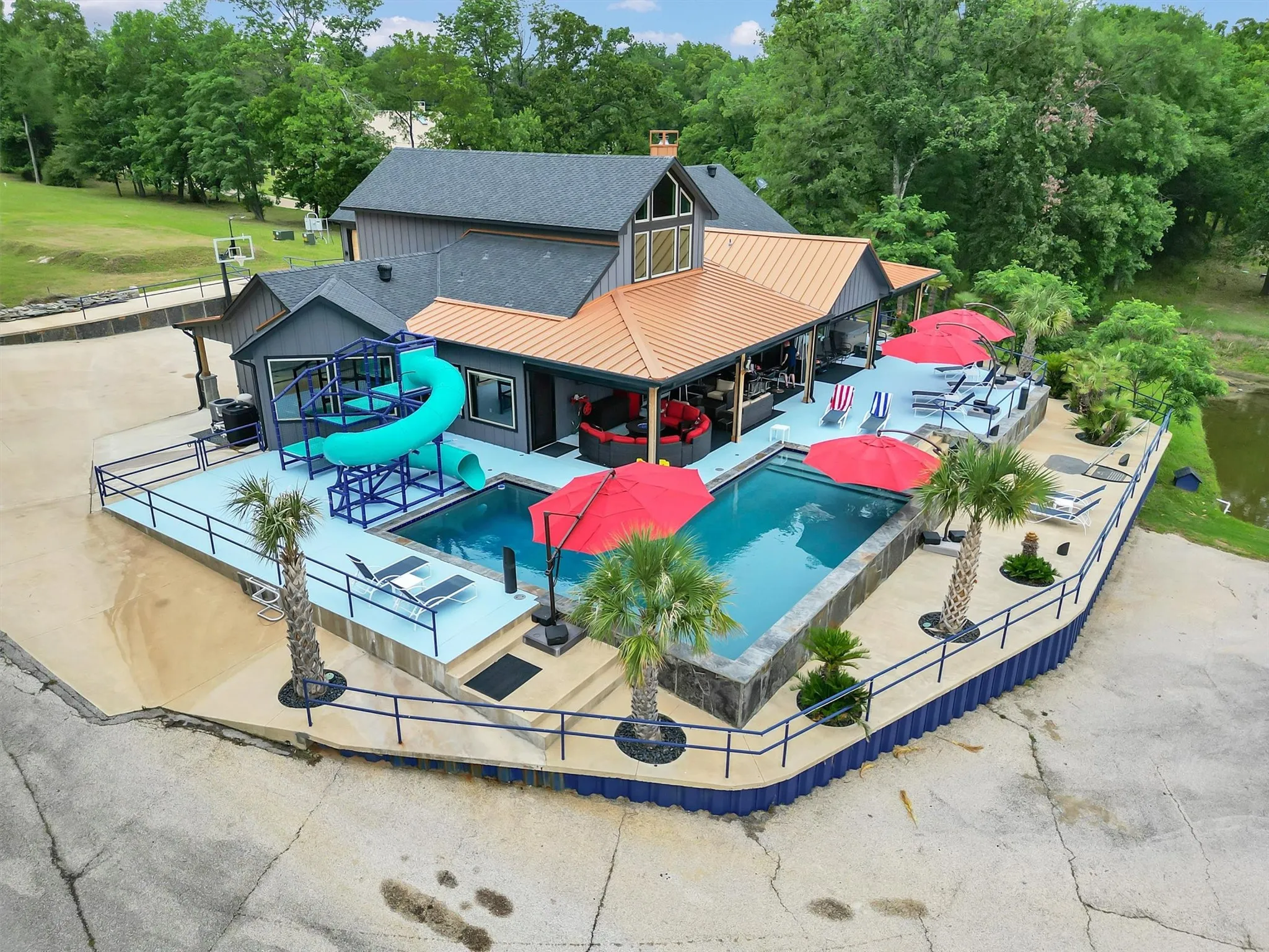 Single Family Residence For Sale in Henderson County , 5000 Esquire Estates Road, Mabank, Texas 75156, 4 Bedroom, 4 Bathroom, 5 Garage spaces, 2,942 Sqft, built in 2023, mls#21266196, Real Estate Agent in Mabank, Homes For Sale in Henderson county, Homes For Sale in Mabank, Realtor in Mabank Texas, Real Estate Brokerage Independent Realty Texas, Luminita Cordes Realtor