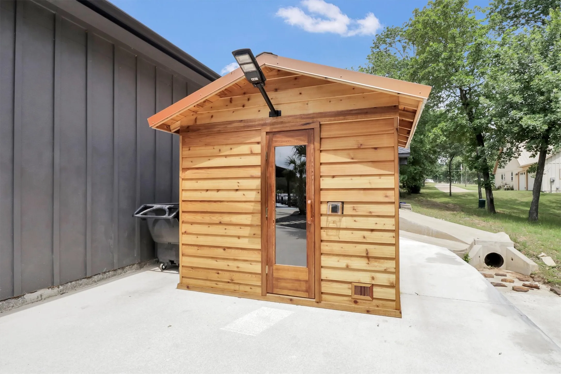 Single Family Residence For Sale in Henderson County , 5000 Esquire Estates Road, Mabank, Texas 75156, 4 Bedroom, 4 Bathroom, 5 Garage spaces, 2,942 Sqft, built in 2023, mls#21266196, Real Estate Agent in Mabank, Homes For Sale in Henderson county, Homes For Sale in Mabank, Realtor in Mabank Texas, Real Estate Brokerage Independent Realty Texas, Luminita Cordes Realtor