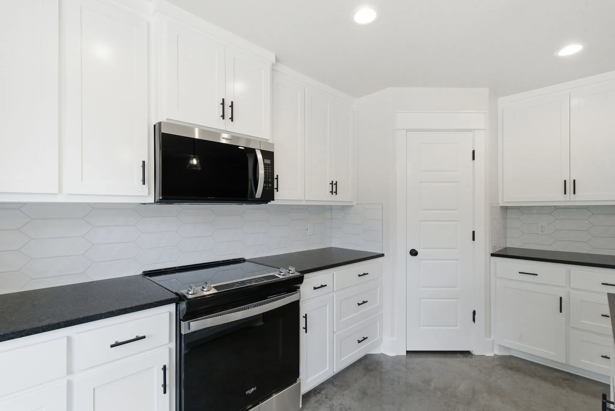 Single Family Residence For Sale in Parker County , 105 Graystone, Weatherford, Texas 76088, 3 Bedroom, 2 Bathroom, 2 Garage spaces, 1,630 Sqft, built in 2026, mls#21268525, Real Estate Agent in Weatherford, Homes For Sale in Parker county, Homes For Sale in Weatherford, Realtor in Weatherford Texas, Real Estate Brokerage Independent Realty Texas, Luminita Cordes Realtor