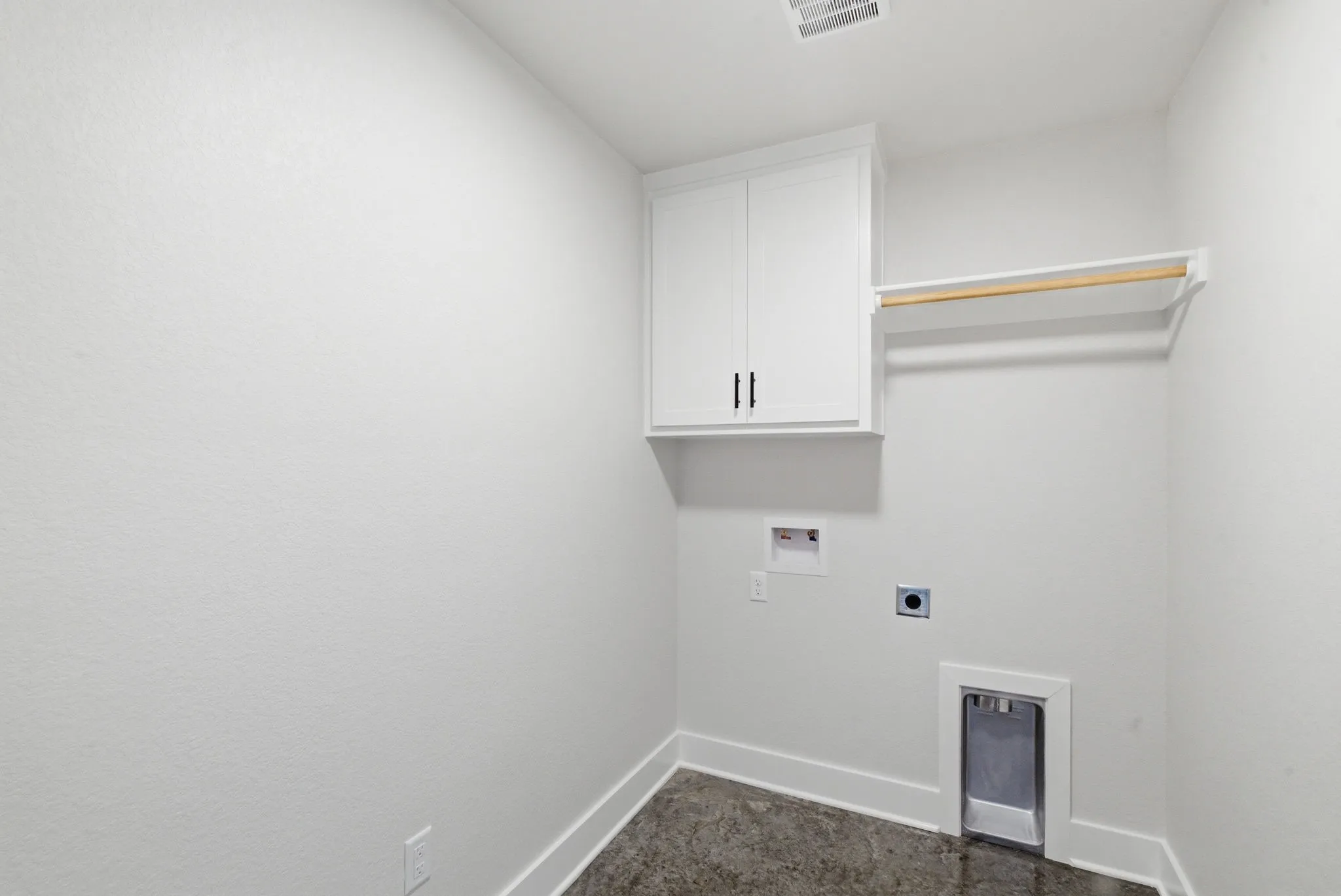 Single Family Residence For Sale in Parker County , 105 Graystone, Weatherford, Texas 76088, 3 Bedroom, 2 Bathroom, 2 Garage spaces, 1,630 Sqft, built in 2026, mls#21268525, Real Estate Agent in Weatherford, Homes For Sale in Parker county, Homes For Sale in Weatherford, Realtor in Weatherford Texas, Real Estate Brokerage Independent Realty Texas, Luminita Cordes Realtor
