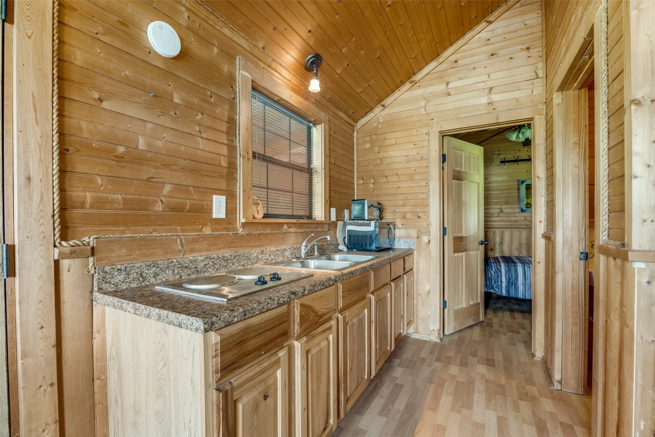 Single Family Residence For Sale in Grayson County , 586 Pleasant Home Road, Sherman, Texas 75092, 1 Bedroom, 1 Bathroom, Garage spaces, 372 Sqft, built in 2009, Price $1,199,000, mls#21258760, Real Estate Agent in Sherman, Homes For Sale in Grayson county, Homes For Sale in Sherman, Realtor in Sherman Texas, Real Estate Brokerage Independent Realty Texas, Luminita Cordes Realtor