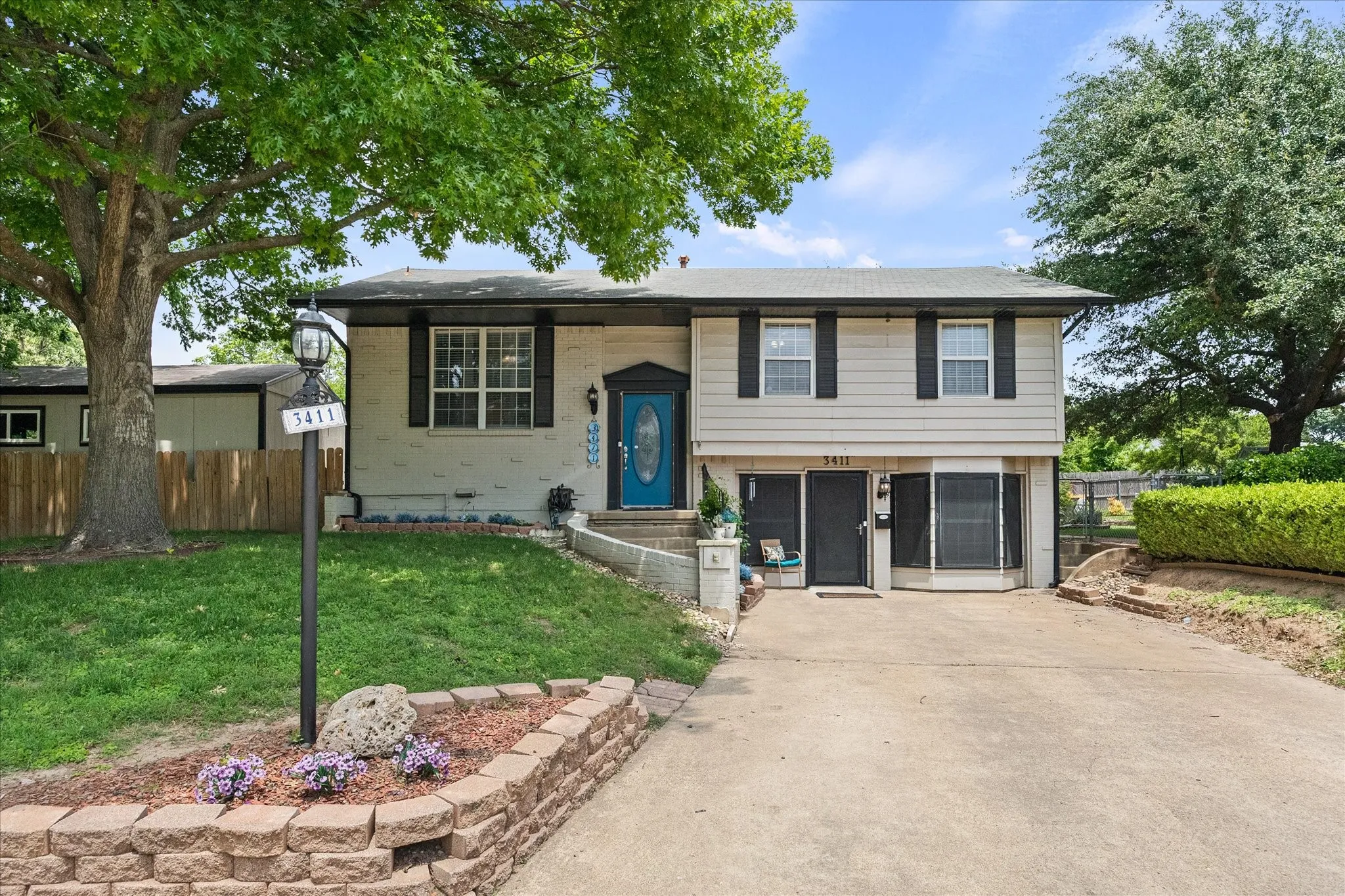 Single Family Residence For Sale in Dallas County , 3411 Kenwood Way, Garland, Texas 75041, 4 Bedroom, 3 Bathroom, Garage spaces, 1,909 Sqft, built in 1962, Price $379,900, mls#21267118, Real Estate Agent in Garland, Homes For Sale in Dallas county, Homes For Sale in Garland, Realtor in Garland Texas, Real Estate Brokerage Independent Realty Texas, Luminita Cordes Realtor