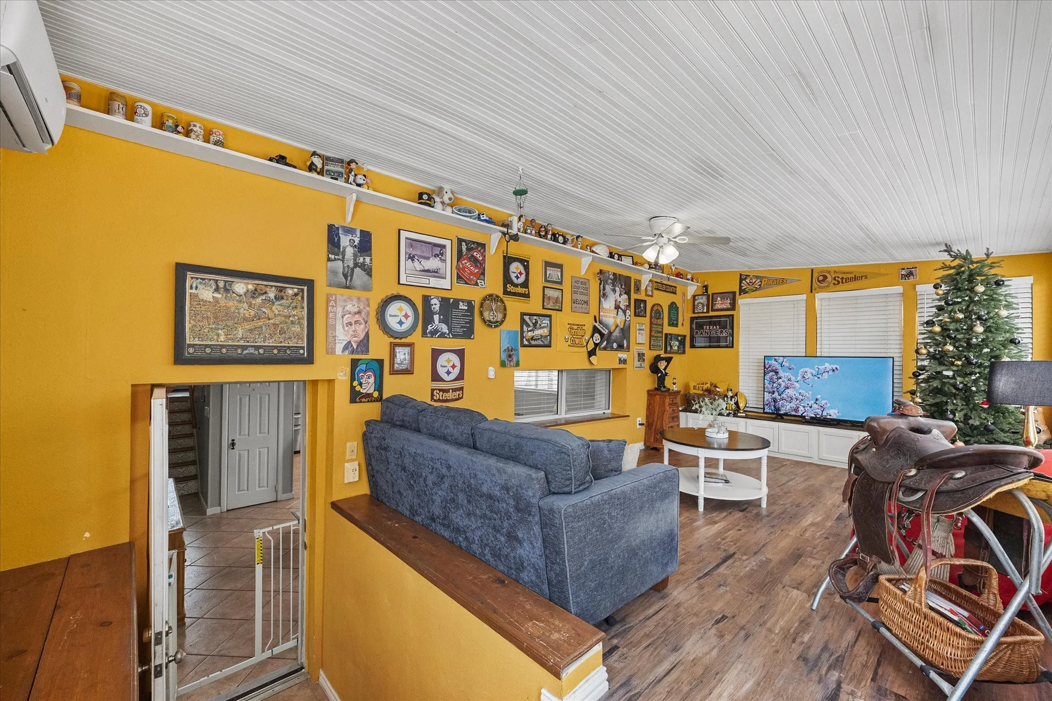 Single Family Residence For Sale in Dallas County , 3411 Kenwood Way, Garland, Texas 75041, 4 Bedroom, 3 Bathroom, Garage spaces, 1,909 Sqft, built in 1962, Price $379,900, mls#21267118, Real Estate Agent in Garland, Homes For Sale in Dallas county, Homes For Sale in Garland, Realtor in Garland Texas, Real Estate Brokerage Independent Realty Texas, Luminita Cordes Realtor