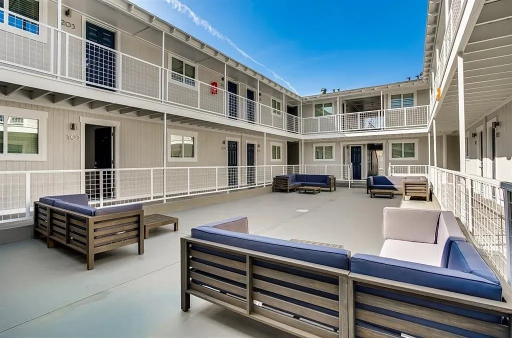Apartment For Rent in Dallas County , 4919 San Jacinto Street 102, Dallas, Texas 75206, 1 Bedroom, 1 Bathroom, Garage spaces, 500 Sqft, built in 1960, mls#21268566, Real Estate Agent in Dallas, Homes For Rent in Dallas county, Homes For Rent in Dallas, Realtor in Dallas Texas, Real Estate Brokerage Independent Realty Texas, Luminita Cordes Realtor