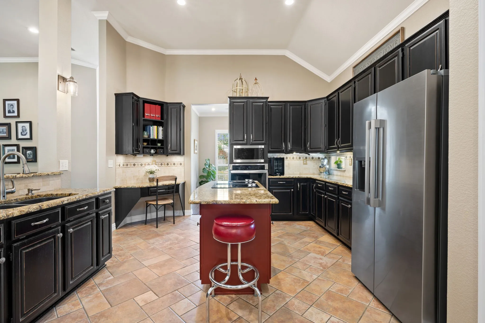 Single Family Residence For Sale in Collin County , 3415 Norwood Circle, Richardson, Texas 75082, 4 Bedroom, 3 Bathroom, 2 Garage spaces, 2,668 Sqft, built in 1992, mls#21264978, Real Estate Agent in Richardson, Homes For Sale in Collin county, Homes For Sale in Richardson, Realtor in Richardson Texas, Real Estate Brokerage Independent Realty Texas, Luminita Cordes Realtor
