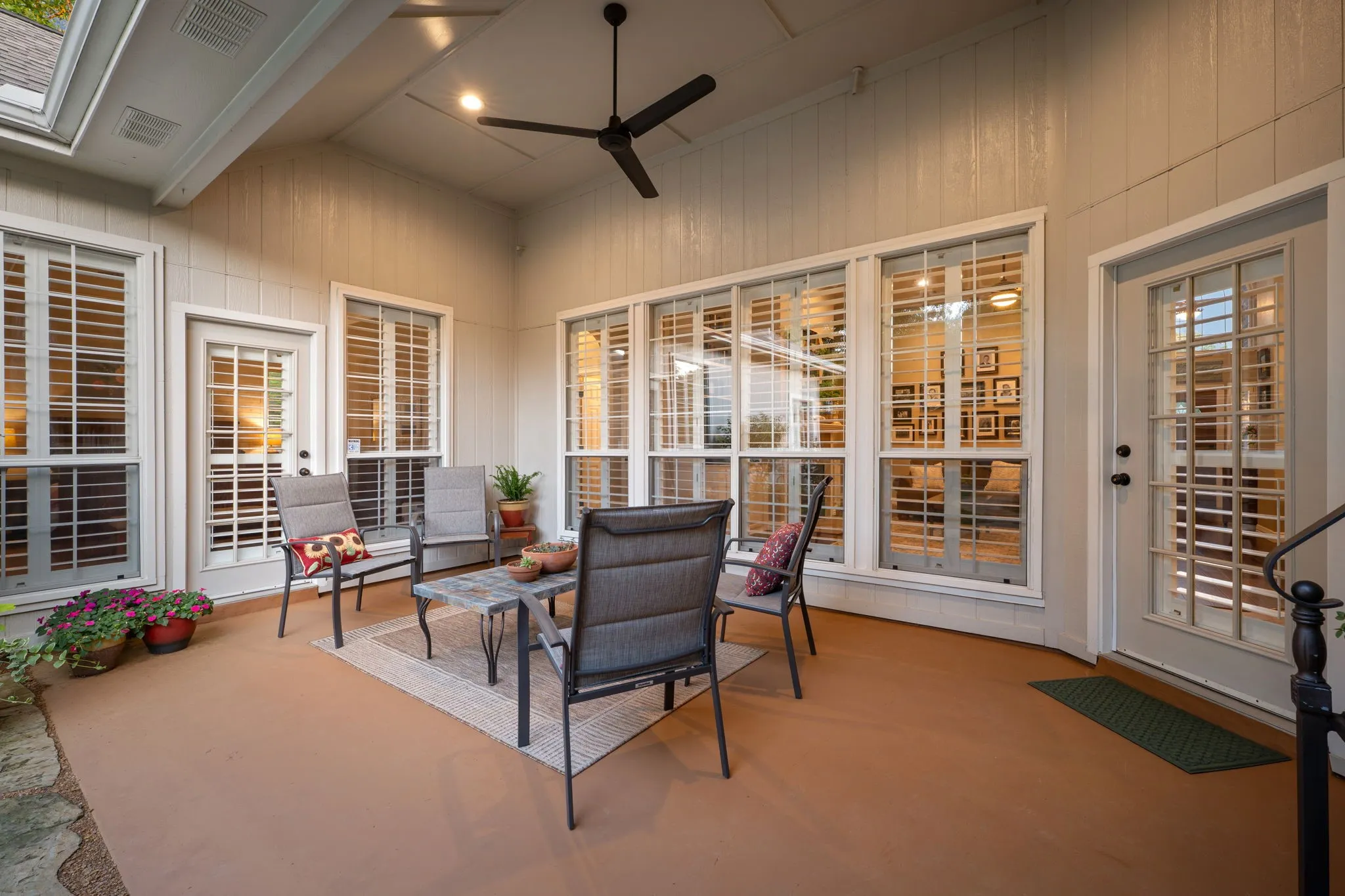 Single Family Residence For Sale in Collin County , 3415 Norwood Circle, Richardson, Texas 75082, 4 Bedroom, 3 Bathroom, 2 Garage spaces, 2,668 Sqft, built in 1992, mls#21264978, Real Estate Agent in Richardson, Homes For Sale in Collin county, Homes For Sale in Richardson, Realtor in Richardson Texas, Real Estate Brokerage Independent Realty Texas, Luminita Cordes Realtor