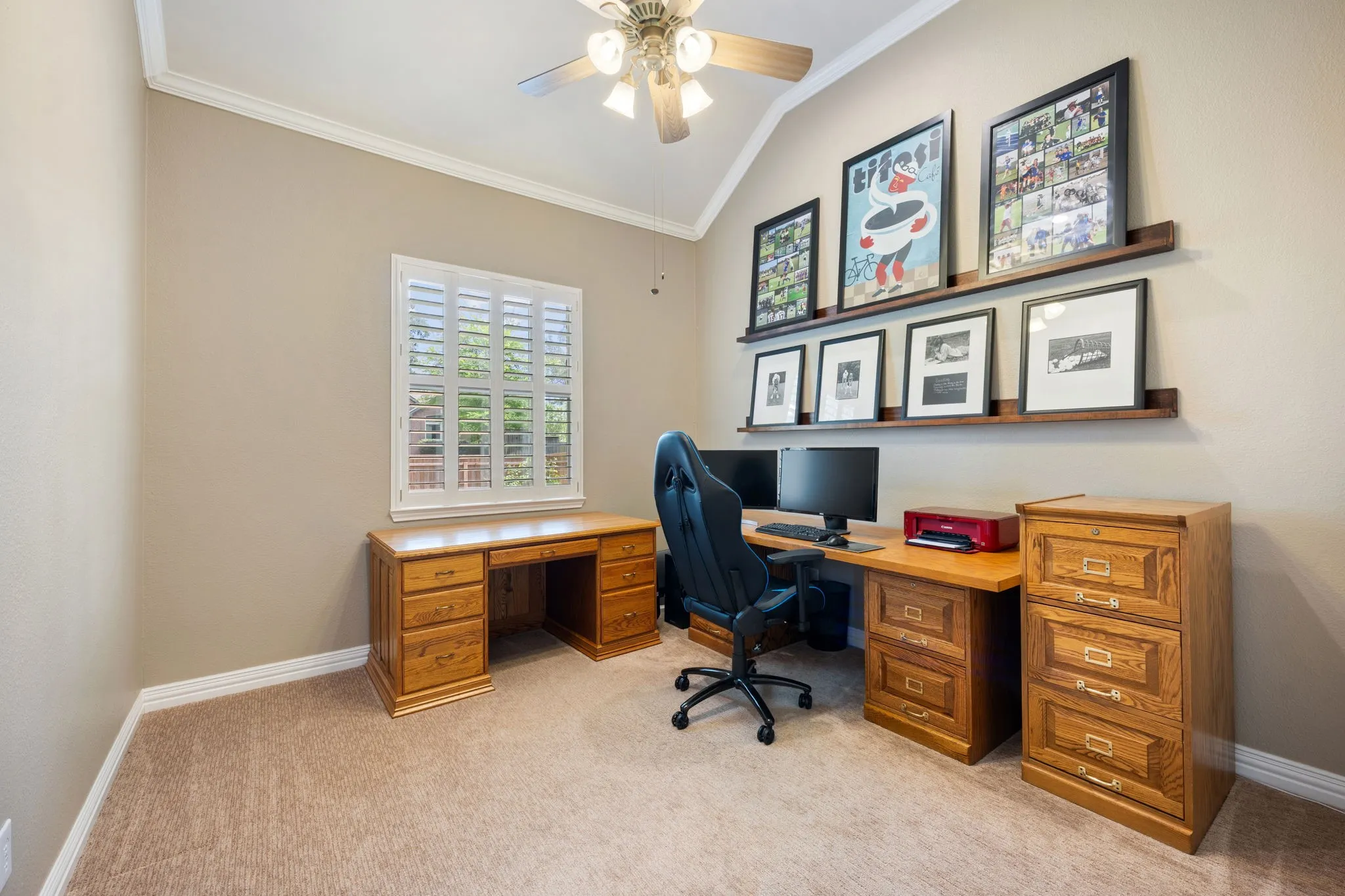 Single Family Residence For Sale in Collin County , 3415 Norwood Circle, Richardson, Texas 75082, 4 Bedroom, 3 Bathroom, 2 Garage spaces, 2,668 Sqft, built in 1992, mls#21264978, Real Estate Agent in Richardson, Homes For Sale in Collin county, Homes For Sale in Richardson, Realtor in Richardson Texas, Real Estate Brokerage Independent Realty Texas, Luminita Cordes Realtor
