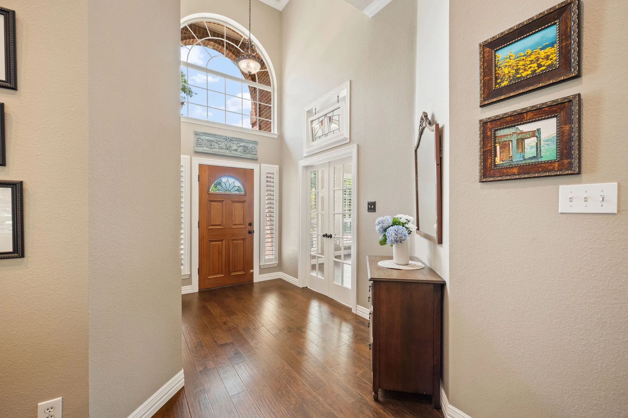 Single Family Residence For Sale in Collin County , 3415 Norwood Circle, Richardson, Texas 75082, 4 Bedroom, 3 Bathroom, 2 Garage spaces, 2,668 Sqft, built in 1992, mls#21264978, Real Estate Agent in Richardson, Homes For Sale in Collin county, Homes For Sale in Richardson, Realtor in Richardson Texas, Real Estate Brokerage Independent Realty Texas, Luminita Cordes Realtor
