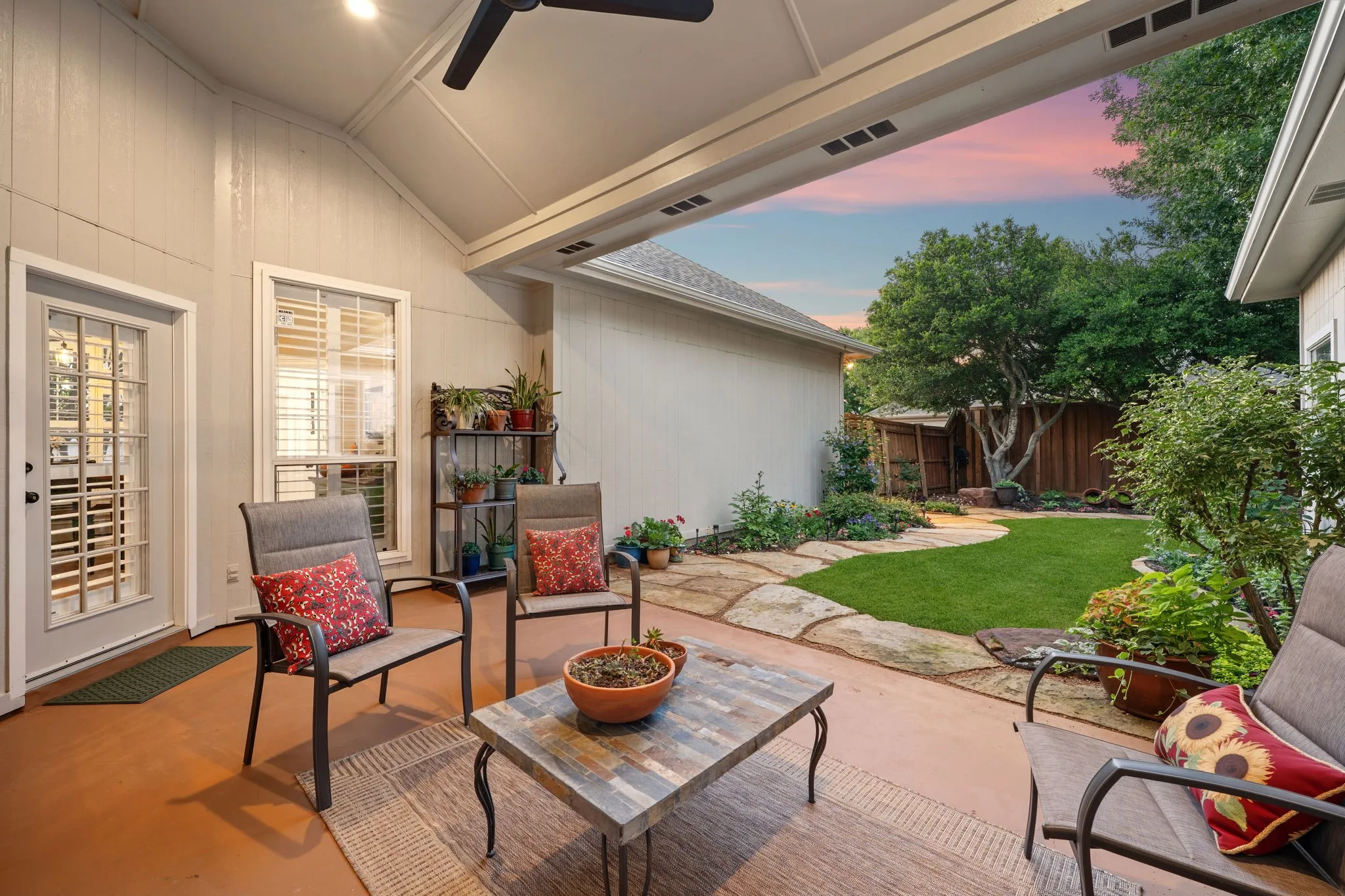 Single Family Residence For Sale in Collin County , 3415 Norwood Circle, Richardson, Texas 75082, 4 Bedroom, 3 Bathroom, 2 Garage spaces, 2,668 Sqft, built in 1992, mls#21264978, Real Estate Agent in Richardson, Homes For Sale in Collin county, Homes For Sale in Richardson, Realtor in Richardson Texas, Real Estate Brokerage Independent Realty Texas, Luminita Cordes Realtor