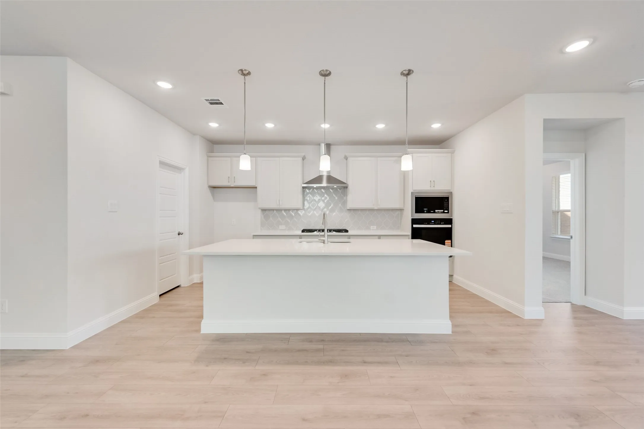 Single Family Residence For Sale in Denton County , 849 Blue Fescue Road, Fort Worth, Texas 76247, 3 Bedroom, 3 Bathroom, 2 Garage spaces, 2,457 Sqft, built in 2026, mls#21268107, Real Estate Agent in Fort Worth, Homes For Sale in Denton county, Homes For Sale in Fort Worth, Realtor in Fort Worth Texas, Real Estate Brokerage Independent Realty Texas, Luminita Cordes Realtor