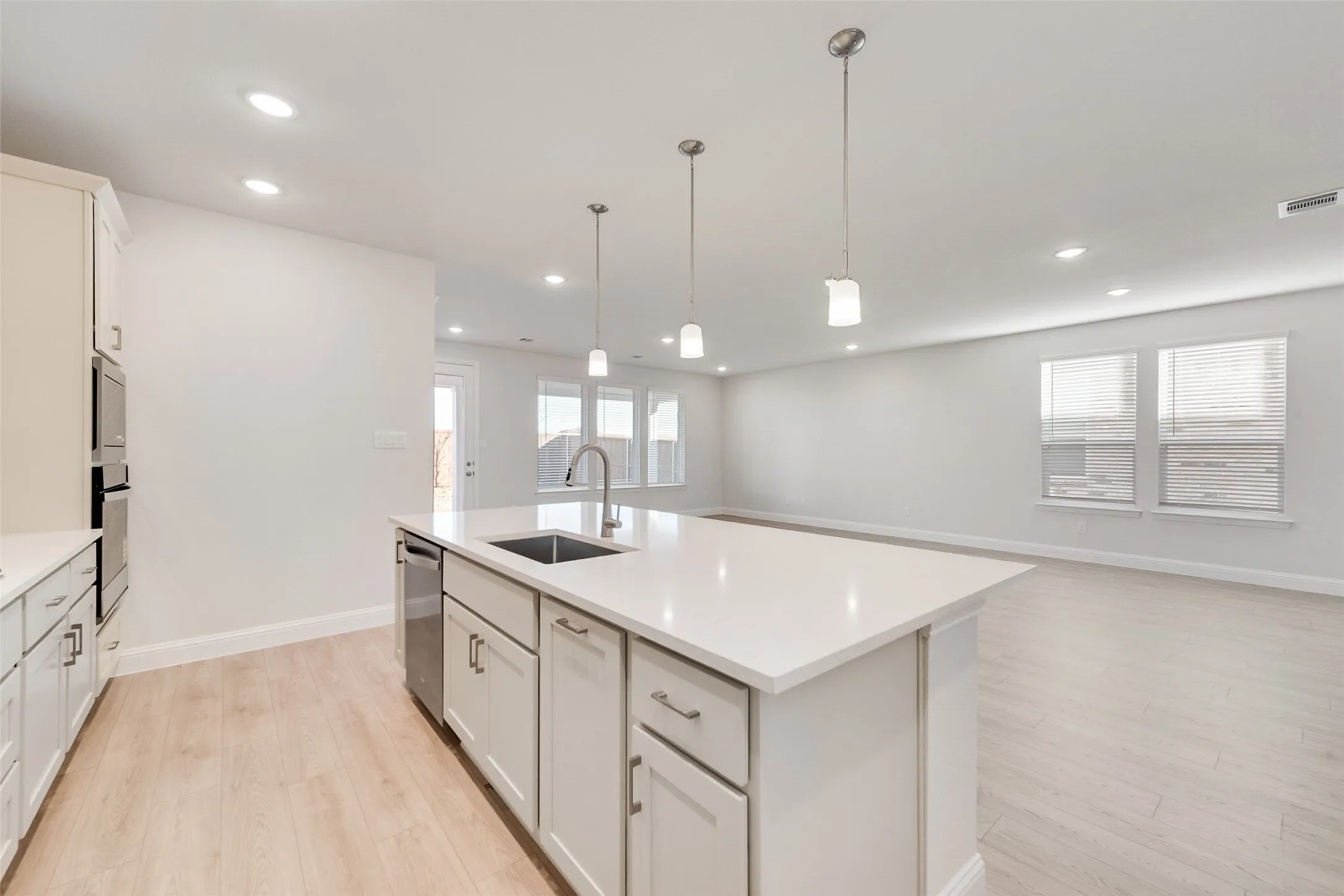 Single Family Residence For Sale in Denton County , 849 Blue Fescue Road, Fort Worth, Texas 76247, 3 Bedroom, 3 Bathroom, 2 Garage spaces, 2,457 Sqft, built in 2026, mls#21268107, Real Estate Agent in Fort Worth, Homes For Sale in Denton county, Homes For Sale in Fort Worth, Realtor in Fort Worth Texas, Real Estate Brokerage Independent Realty Texas, Luminita Cordes Realtor