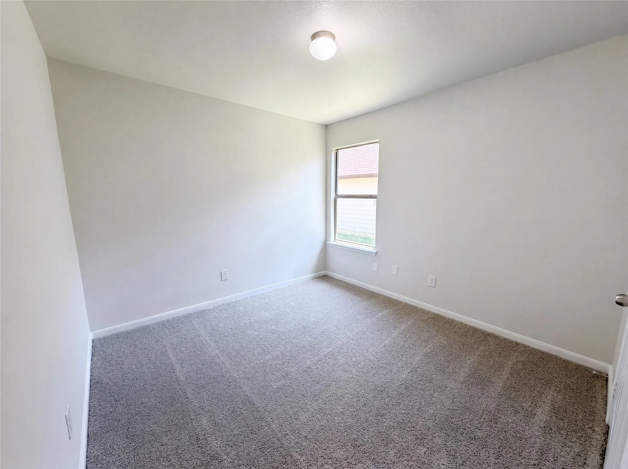 Single Family Residence For Sale in Dallas County , 2824 Saint Bernard Drive, Dallas, Texas 75233, 4 Bedroom, 2 Bathroom, 2 Garage spaces, 1,521 Sqft, built in 2015, mls#21268584, Real Estate Agent in Dallas, Homes For Sale in Dallas county, Homes For Sale in Dallas, Realtor in Dallas Texas, Real Estate Brokerage Independent Realty Texas, Luminita Cordes Realtor