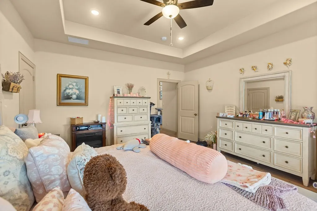 Single Family Residence For Sale in Fannin County , 300 Delatorre Street, Trenton, Texas 75490, 4 Bedrooms, 3 Bathrooms, 2 Garage spaces, 2,161 Sqft, built in 2021, Price $519,900, mls#21268582, Real Estate Agent in Trenton, Homes For Sale in Fannin county, Homes For Sale in Trenton, Realtor in Trenton Texas, Real Estate Brokerage Independent Realty Texas, Luminita Cordes Realtor