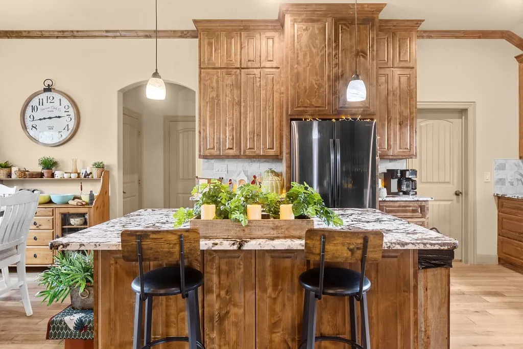 Single Family Residence For Sale in Fannin County , 300 Delatorre Street, Trenton, Texas 75490, 4 Bedrooms, 3 Bathrooms, 2 Garage spaces, 2,161 Sqft, built in 2021, Price $519,900, mls#21268582, Real Estate Agent in Trenton, Homes For Sale in Fannin county, Homes For Sale in Trenton, Realtor in Trenton Texas, Real Estate Brokerage Independent Realty Texas, Luminita Cordes Realtor