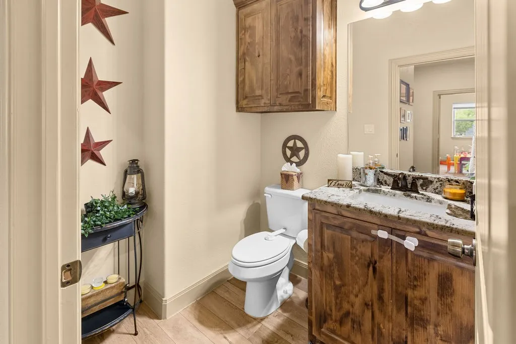 Single Family Residence For Sale in Fannin County , 300 Delatorre Street, Trenton, Texas 75490, 4 Bedrooms, 3 Bathrooms, 2 Garage spaces, 2,161 Sqft, built in 2021, Price $519,900, mls#21268582, Real Estate Agent in Trenton, Homes For Sale in Fannin county, Homes For Sale in Trenton, Realtor in Trenton Texas, Real Estate Brokerage Independent Realty Texas, Luminita Cordes Realtor