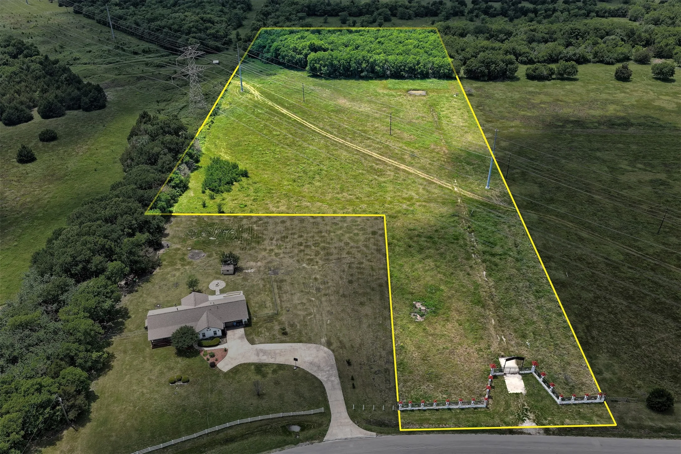 Unimproved Land For Sale in Rockwall County , 00 Dowell Road, Rockwall, Texas 75032, 0, 0, Garage spaces, 0 Sqft, built in 0, Price $650,000, mls#21252037, Real Estate Agent in Rockwall, Homes For Sale in Rockwall county, Homes For Sale in Rockwall, Realtor in Rockwall Texas, Real Estate Brokerage Independent Realty Texas, Luminita Cordes Realtor