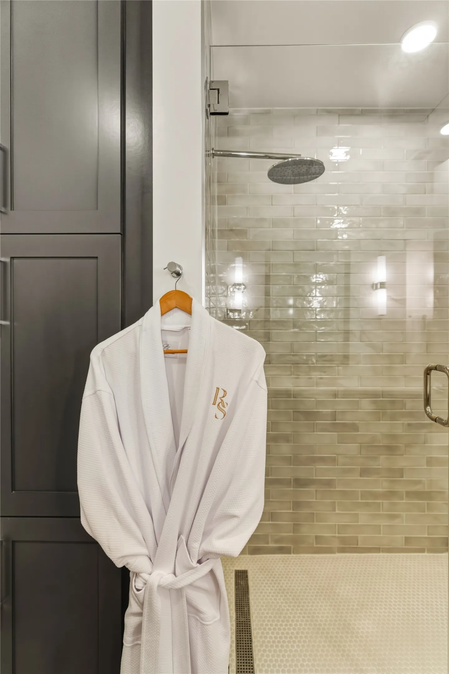 Condominium For Rent in Tarrant County , 1530 Meeting Street 2203, Southlake, Texas 76092, 3 Bedroom, 3 Bathroom, 2 Garage spaces, 2,837 Sqft, built in 2025, mls#21267311, Real Estate Agent in Southlake, Homes For Rent in Tarrant county, Homes For Rent in Southlake, Realtor in Southlake Texas, Real Estate Brokerage Independent Realty Texas, Luminita Cordes Realtor