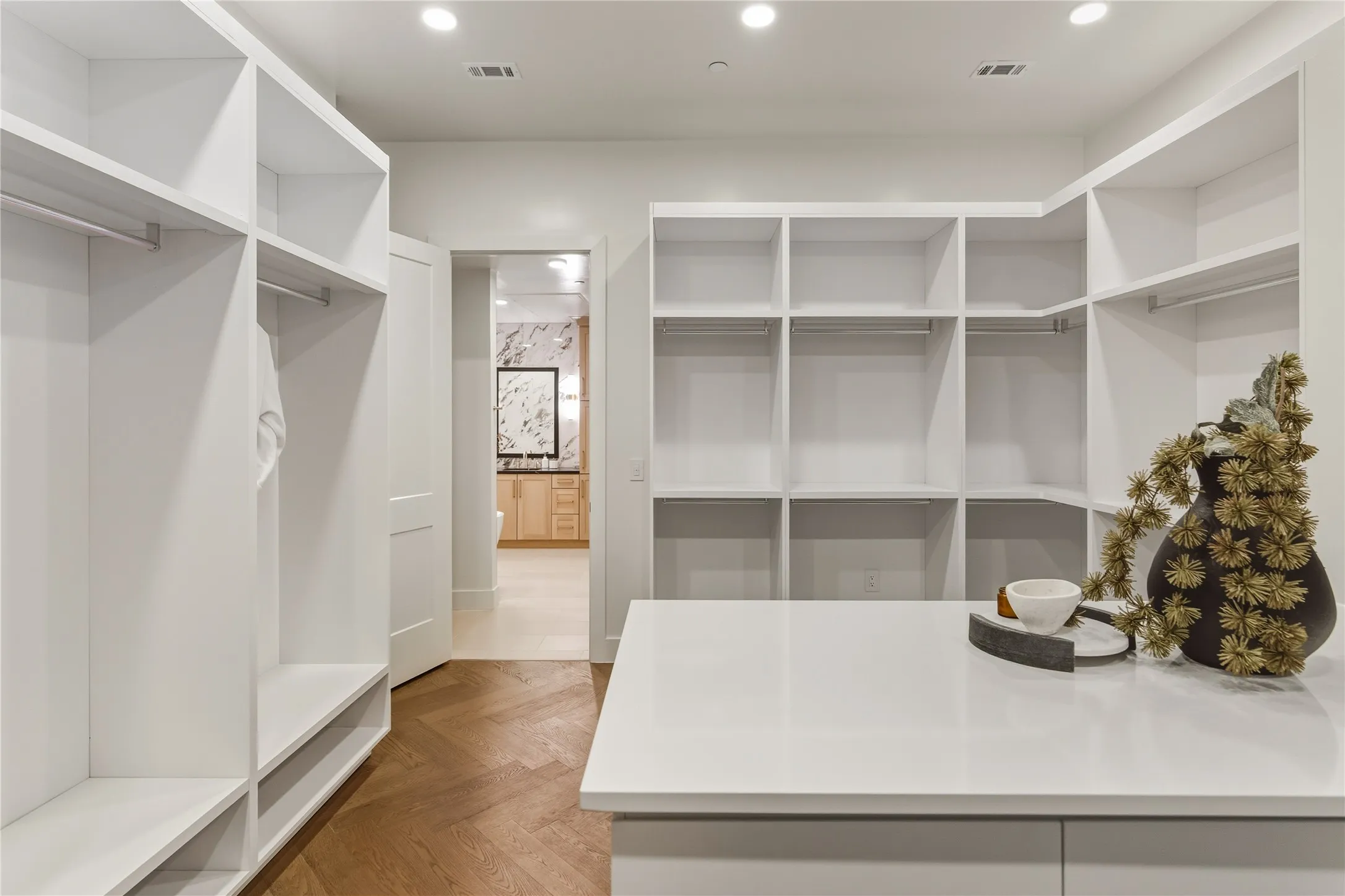 Condominium For Rent in Tarrant County , 1530 Meeting Street 2406, Southlake, Texas 76092, 3 Bedroom, 3 Bathroom, 2 Garage spaces, 3,489 Sqft, built in 2025, mls#21267282, Real Estate Agent in Southlake, Homes For Rent in Tarrant county, Homes For Rent in Southlake, Realtor in Southlake Texas, Real Estate Brokerage Independent Realty Texas, Luminita Cordes Realtor