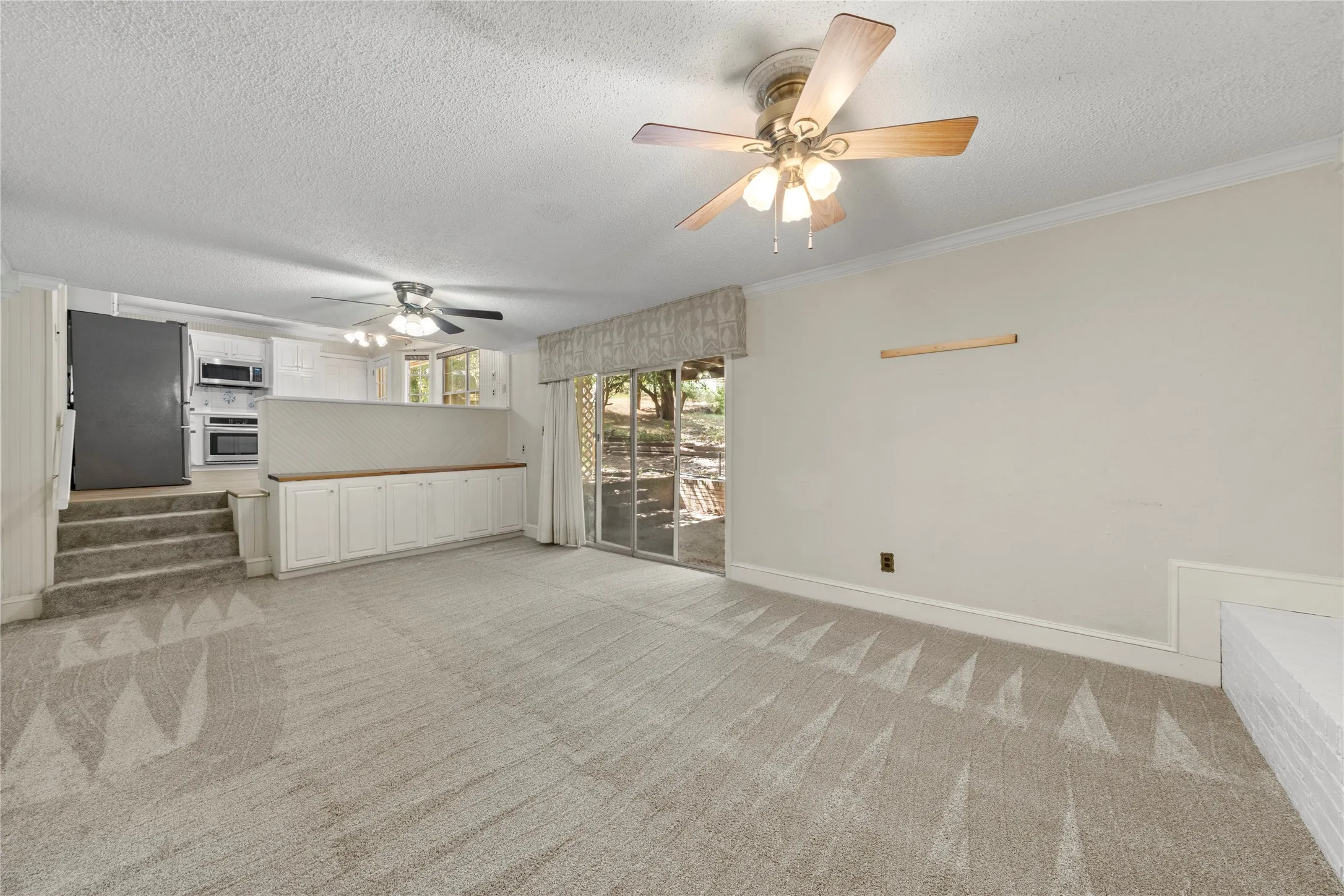 Single Family Residence For Sale in Mc Lennan County , 9547 Brookhollow Drive, Woodway, Texas 76712, 3 Bedroom, 3 Bathroom, 2 Garage spaces, 2,164 Sqft, built in 1974, mls#21268228, Real Estate Agent in Woodway, Homes For Sale in Mc Lennan county, Homes For Sale in Woodway, Realtor in Woodway Texas, Real Estate Brokerage Independent Realty Texas, Luminita Cordes Realtor