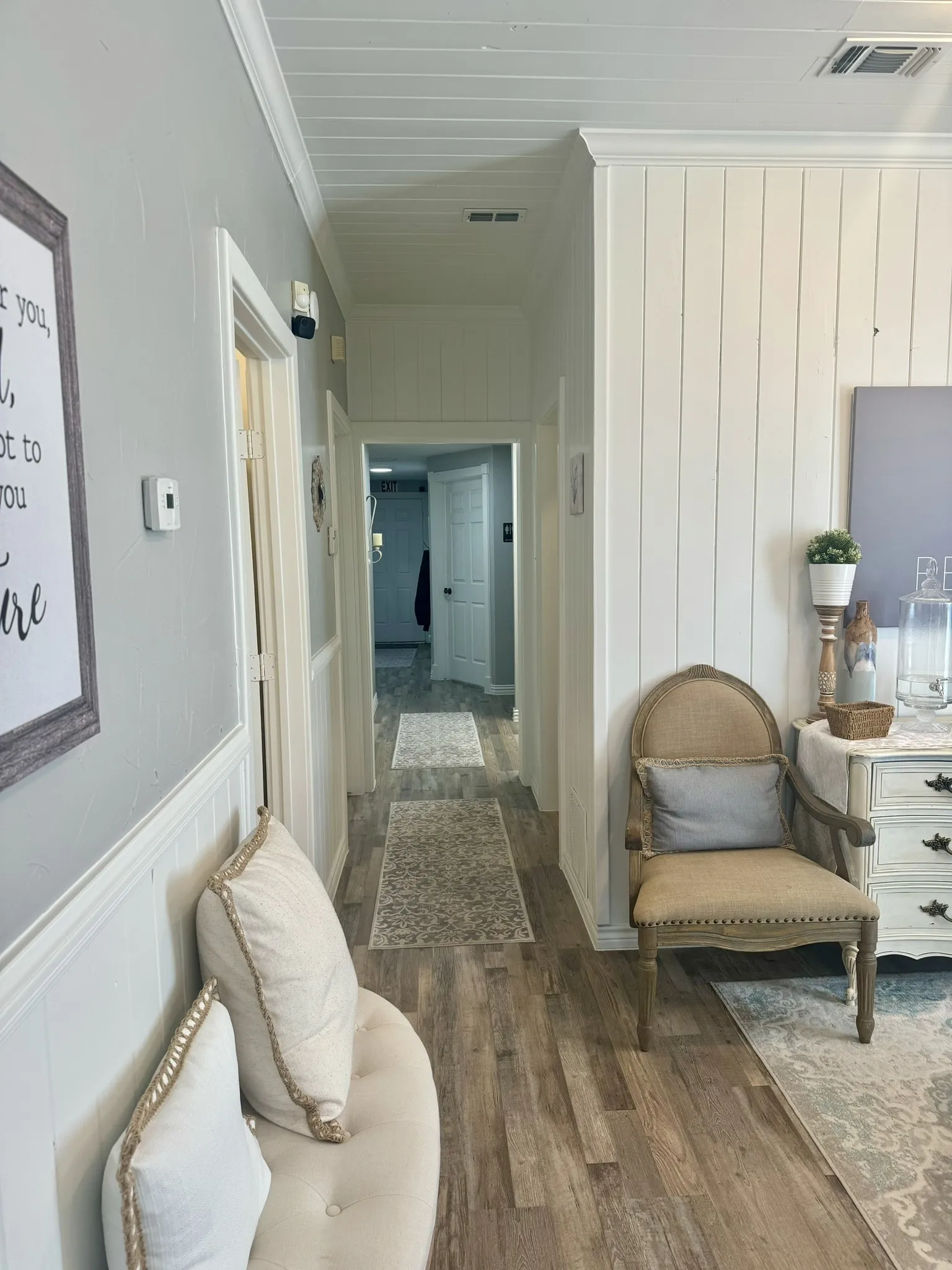 Office For Rent in Parker County , 932 E Highway 199 E, Springtown, Texas 76082, 0, 0, Garage spaces, 0 Sqft, built in 2005, Price $2,000, mls#21268684, Real Estate Agent in Springtown, Homes For Rent in Parker county, Homes For Rent in Springtown, Realtor in Springtown Texas, Real Estate Brokerage Independent Realty Texas, Luminita Cordes Realtor