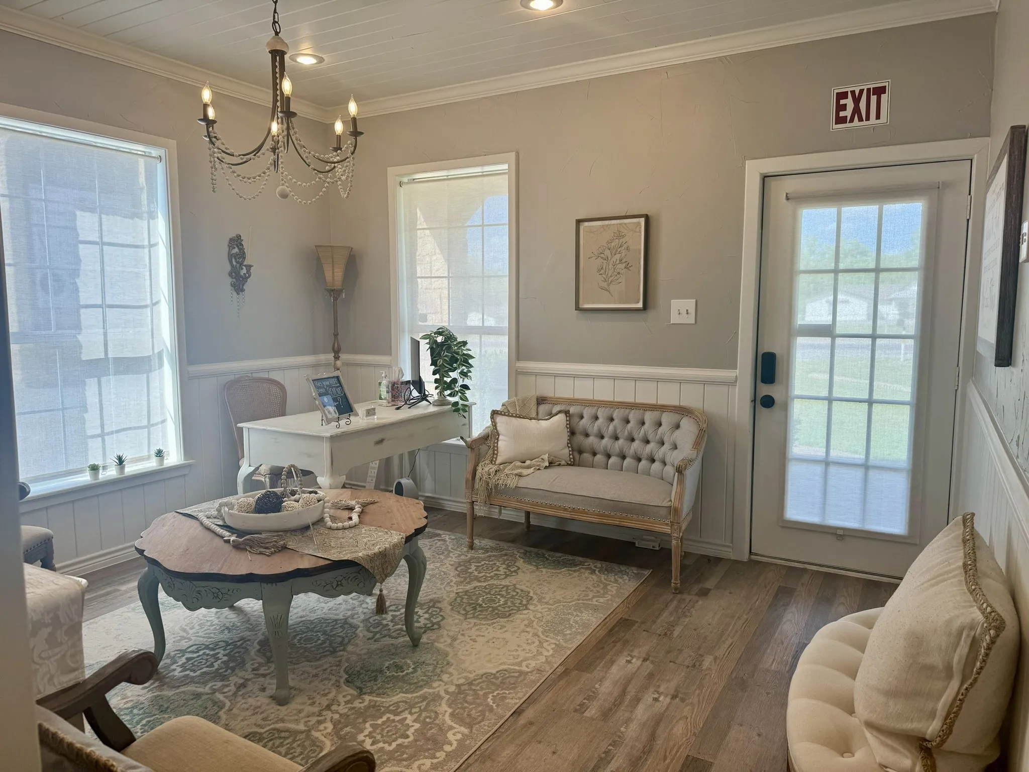 Office For Rent in Parker County , 932 E Highway 199 E, Springtown, Texas 76082, 0, 0, Garage spaces, 0 Sqft, built in 2005, mls#21268684, Real Estate Agent in Springtown, Homes For Rent in Parker county, Homes For Rent in Springtown, Realtor in Springtown Texas, Real Estate Brokerage Independent Realty Texas, Luminita Cordes Realtor