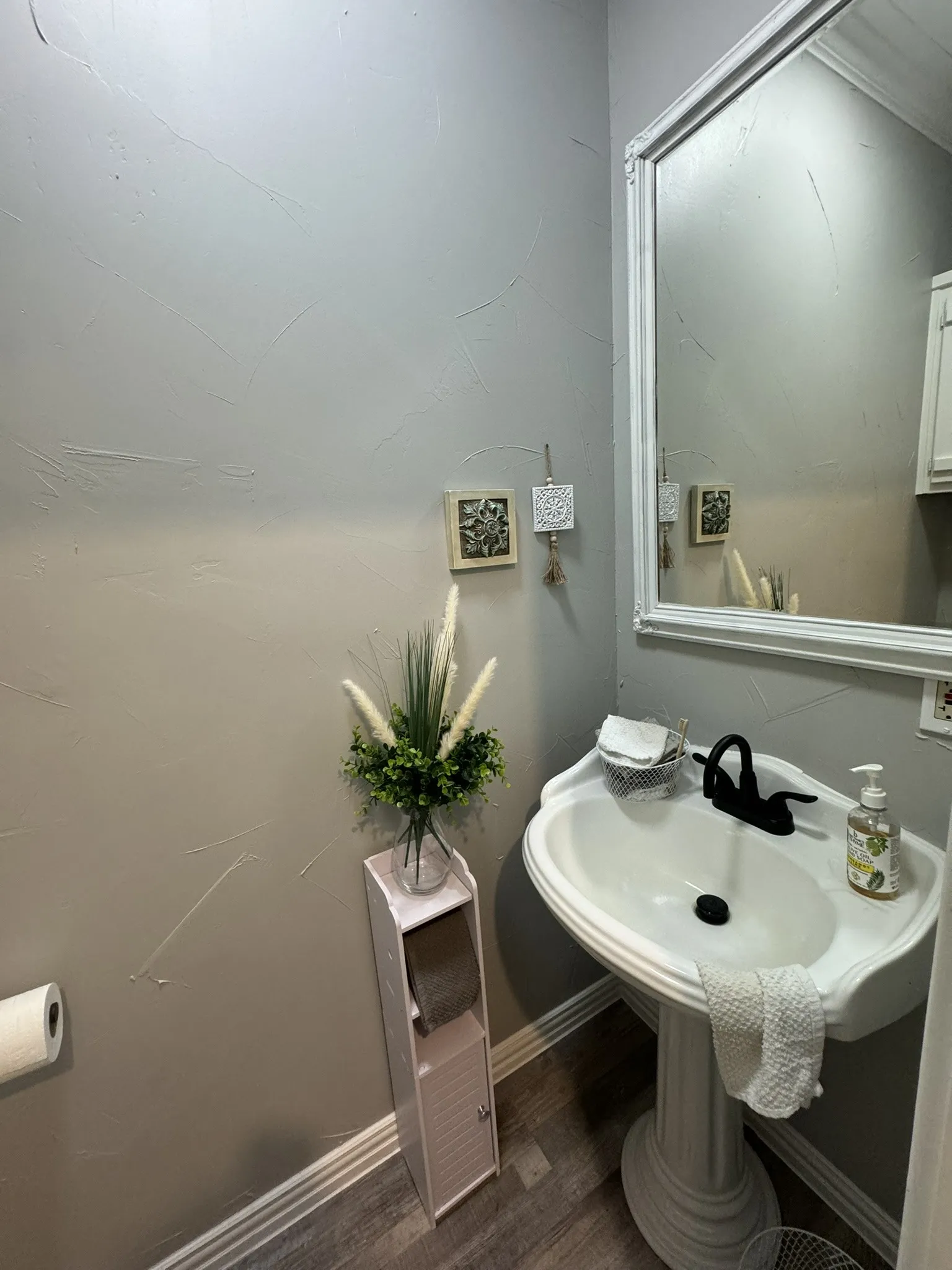 Office For Rent in Parker County , 932 E Highway 199 E, Springtown, Texas 76082, 0, 0, Garage spaces, 0 Sqft, built in 2005, Price $2,000, mls#21268684, Real Estate Agent in Springtown, Homes For Rent in Parker county, Homes For Rent in Springtown, Realtor in Springtown Texas, Real Estate Brokerage Independent Realty Texas, Luminita Cordes Realtor