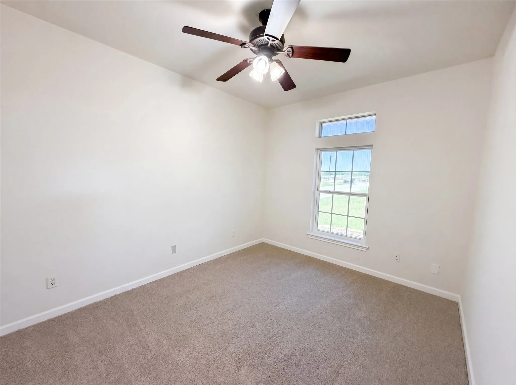 Single Family Residence For Sale in Hunt County , 3499 Fm-1564, Greenville, Texas 75402, 3 Bedroom, 3 Bathroom, 2 Garage spaces, 2,203 Sqft, built in 2004, mls#21268590, Real Estate Agent in Greenville, Homes For Sale in Hunt county, Homes For Sale in Greenville, Realtor in Greenville Texas, Real Estate Brokerage Independent Realty Texas, Luminita Cordes Realtor