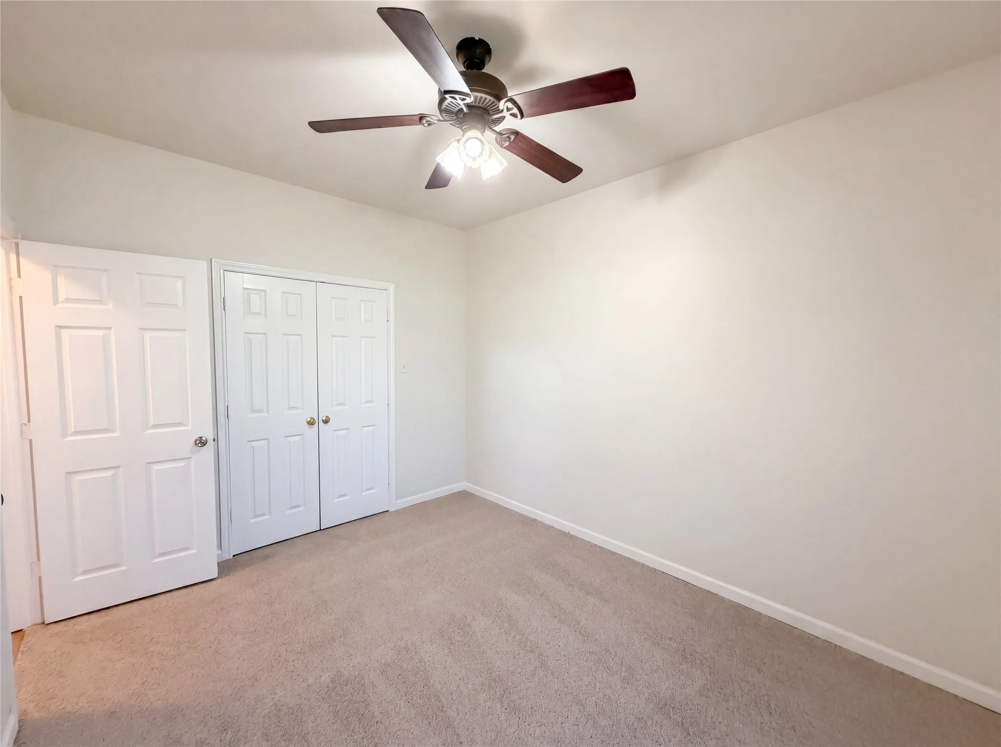 Single Family Residence For Sale in Hunt County , 3499 Fm-1564, Greenville, Texas 75402, 3 Bedroom, 3 Bathroom, 2 Garage spaces, 2,203 Sqft, built in 2004, mls#21268590, Real Estate Agent in Greenville, Homes For Sale in Hunt county, Homes For Sale in Greenville, Realtor in Greenville Texas, Real Estate Brokerage Independent Realty Texas, Luminita Cordes Realtor