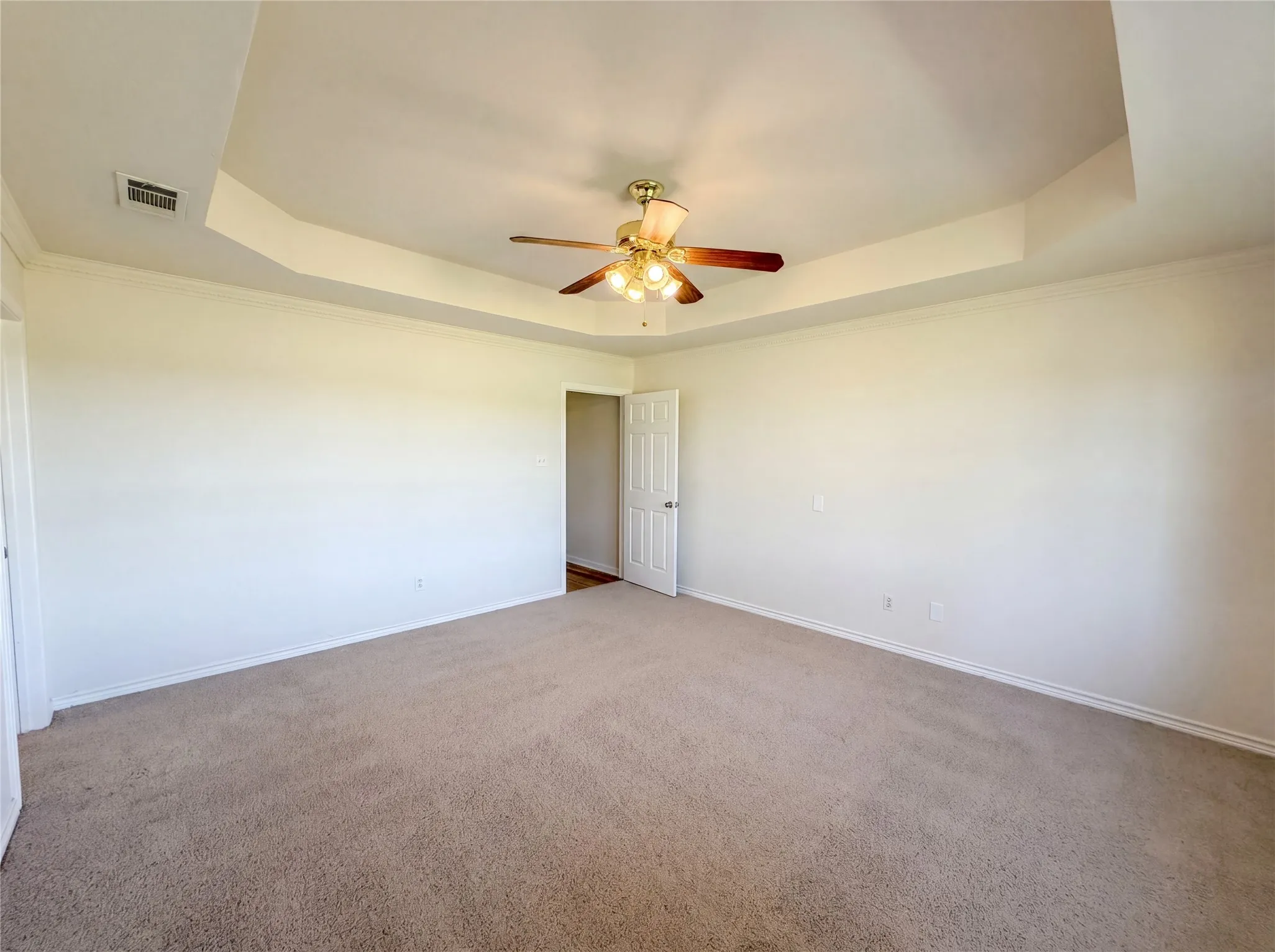 Single Family Residence For Sale in Hunt County , 3499 Fm-1564, Greenville, Texas 75402, 3 Bedroom, 3 Bathroom, 2 Garage spaces, 2,203 Sqft, built in 2004, mls#21268590, Real Estate Agent in Greenville, Homes For Sale in Hunt county, Homes For Sale in Greenville, Realtor in Greenville Texas, Real Estate Brokerage Independent Realty Texas, Luminita Cordes Realtor