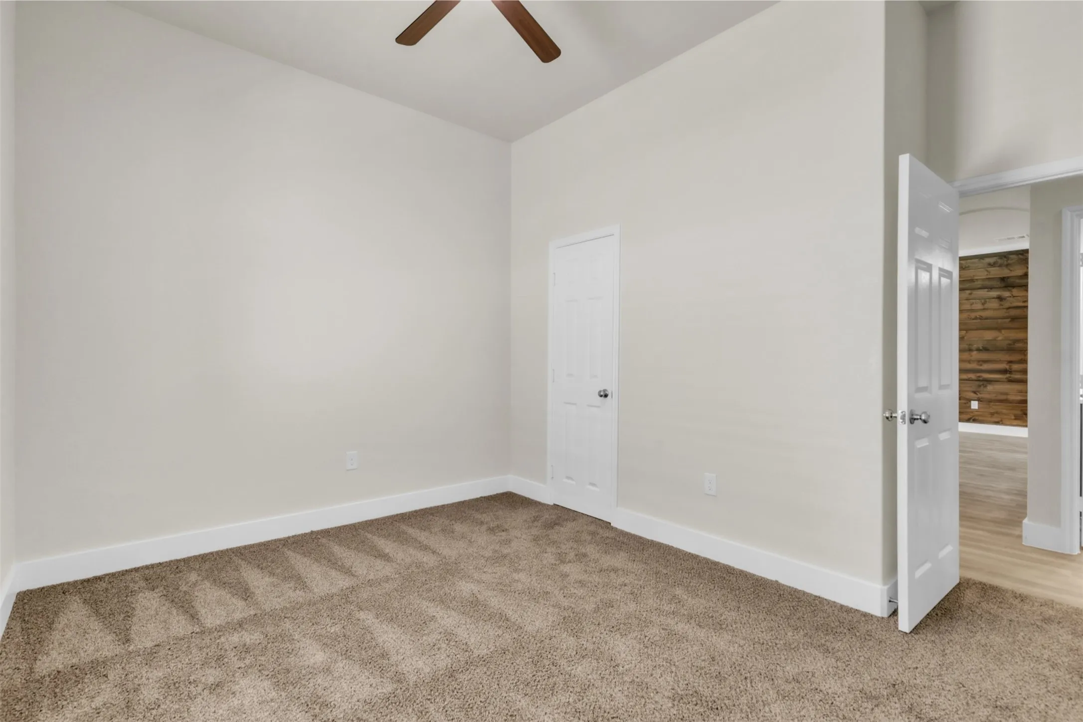 Spacious bedrooms with fans and remote lighting
