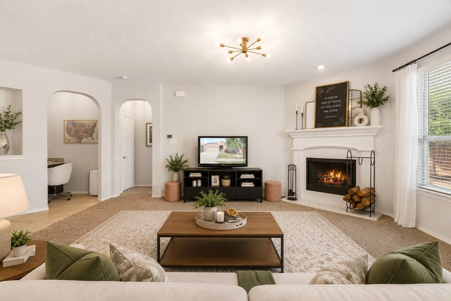 Single Family Residence For Sale in Tarrant County , 11312 Gold Canyon Drive, Fort Worth, Texas 76052, 4 Bedroom, 2 Bathroom, 2 Garage spaces, 2,048 Sqft, built in 2017, mls#21267382, Real Estate Agent in Fort Worth, Homes For Sale in Tarrant county, Homes For Sale in Fort Worth, Realtor in Fort Worth Texas, Real Estate Brokerage Independent Realty Texas, Luminita Cordes Realtor