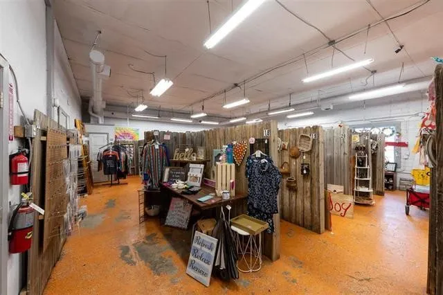 Retail For Sale in Clay County , 315 N Bridge, Henrietta, Texas 76365, 0, 0, Garage spaces, 0 Sqft, built in 1946, Price $140,000, mls#21268702, Real Estate Agent in Henrietta, Homes For Sale in Clay county, Homes For Sale in Henrietta, Realtor in Henrietta Texas, Real Estate Brokerage Independent Realty Texas, Luminita Cordes Realtor