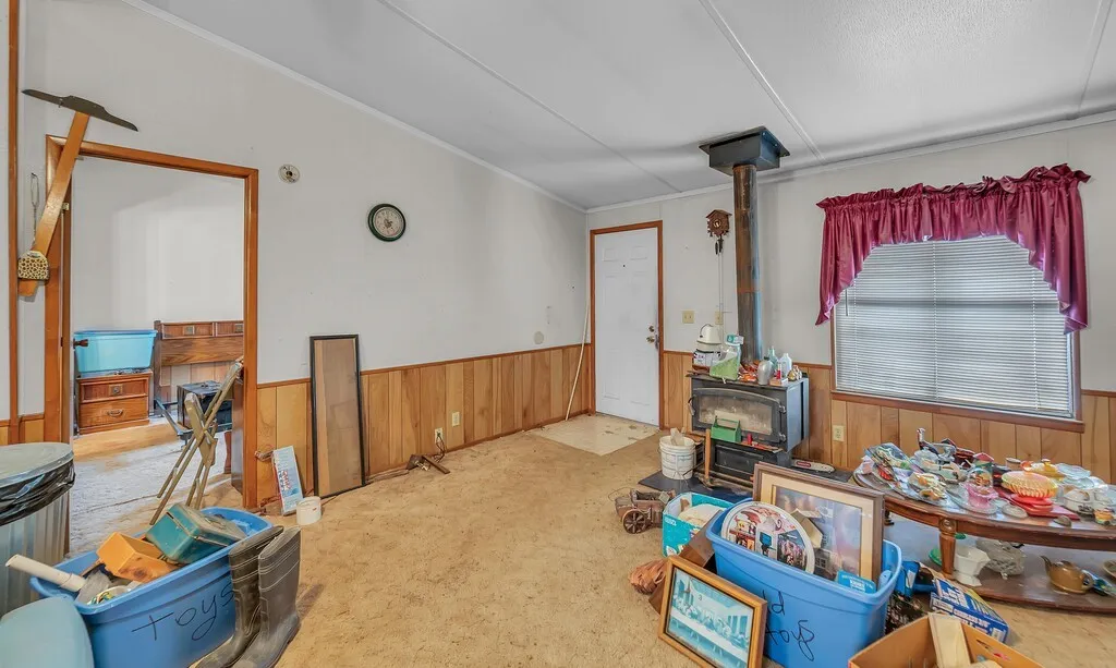 Mobile Home For Sale in Bosque County , 271 County Road 3440, Clifton, Texas 76634, 3 Bedroom, 2 Bathroom, Garage spaces, 1,120 Sqft, built in 1985, Price $549,000, mls#21268139, Real Estate Agent in Clifton, Homes For Sale in Bosque county, Homes For Sale in Clifton, Realtor in Clifton Texas, Real Estate Brokerage Independent Realty Texas, Luminita Cordes Realtor